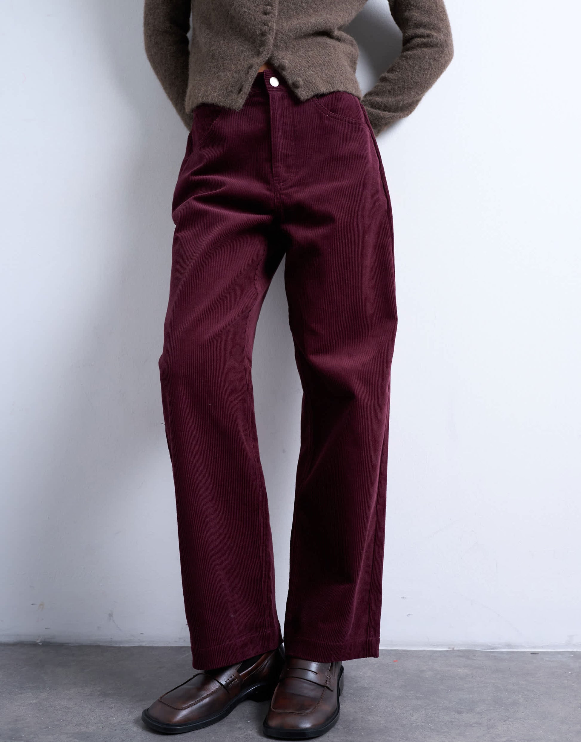 Topshop cord slouchy low slung trouser in burgundy