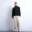 Topshop Kunstleder-Schlupfhose mit asymmetrischer Länge in Ecru