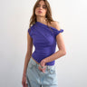 Topshop asymmetrisches, gerafftes Schultertop in Lila