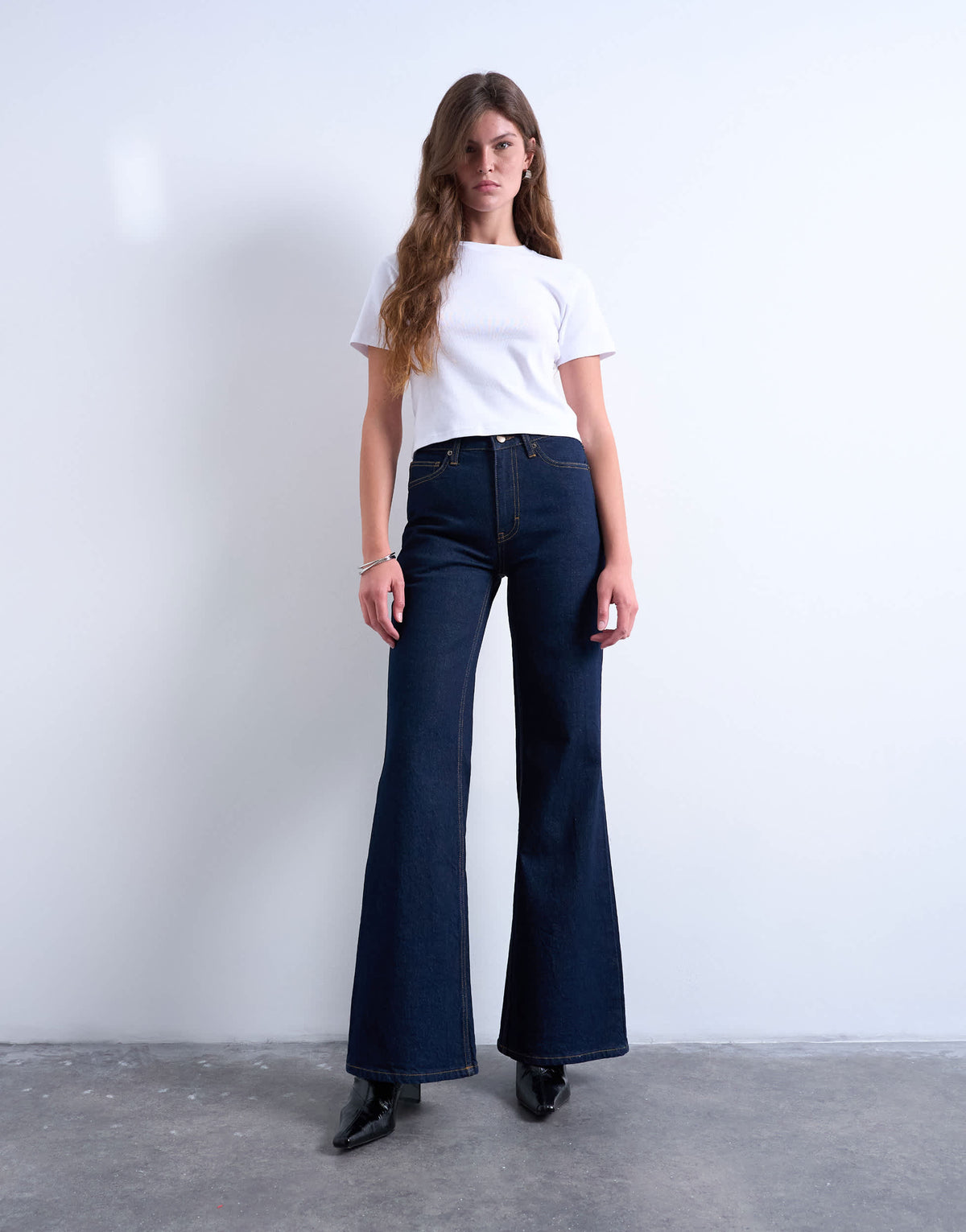Topshop Pippa mid rise comfort stretch flare jean in indigo rinse