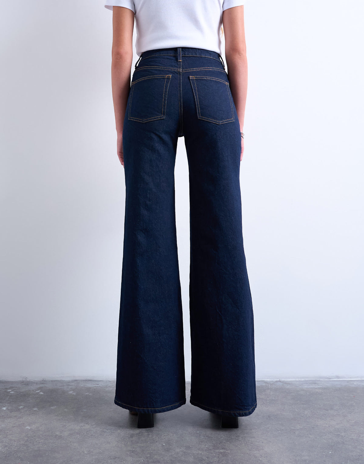 Topshop Pippa mid rise comfort stretch flare jean in indigo rinse