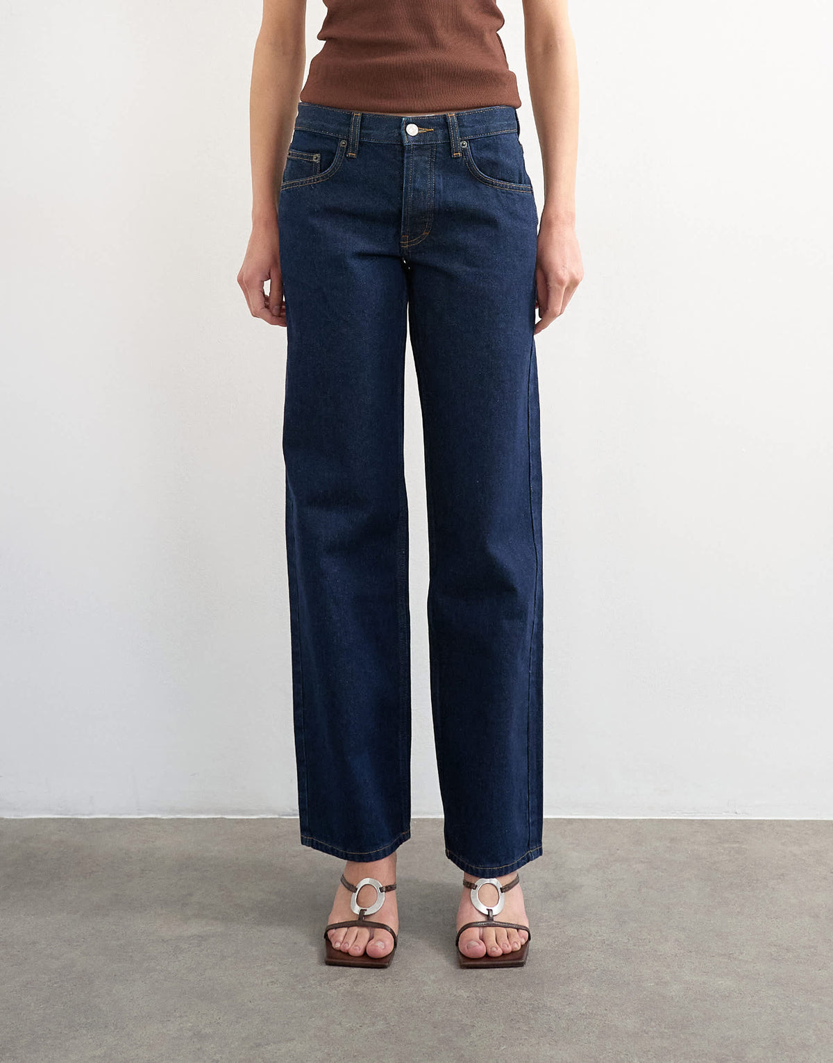 Topshop Ember low rise straight leg jeans in indigo rinse
