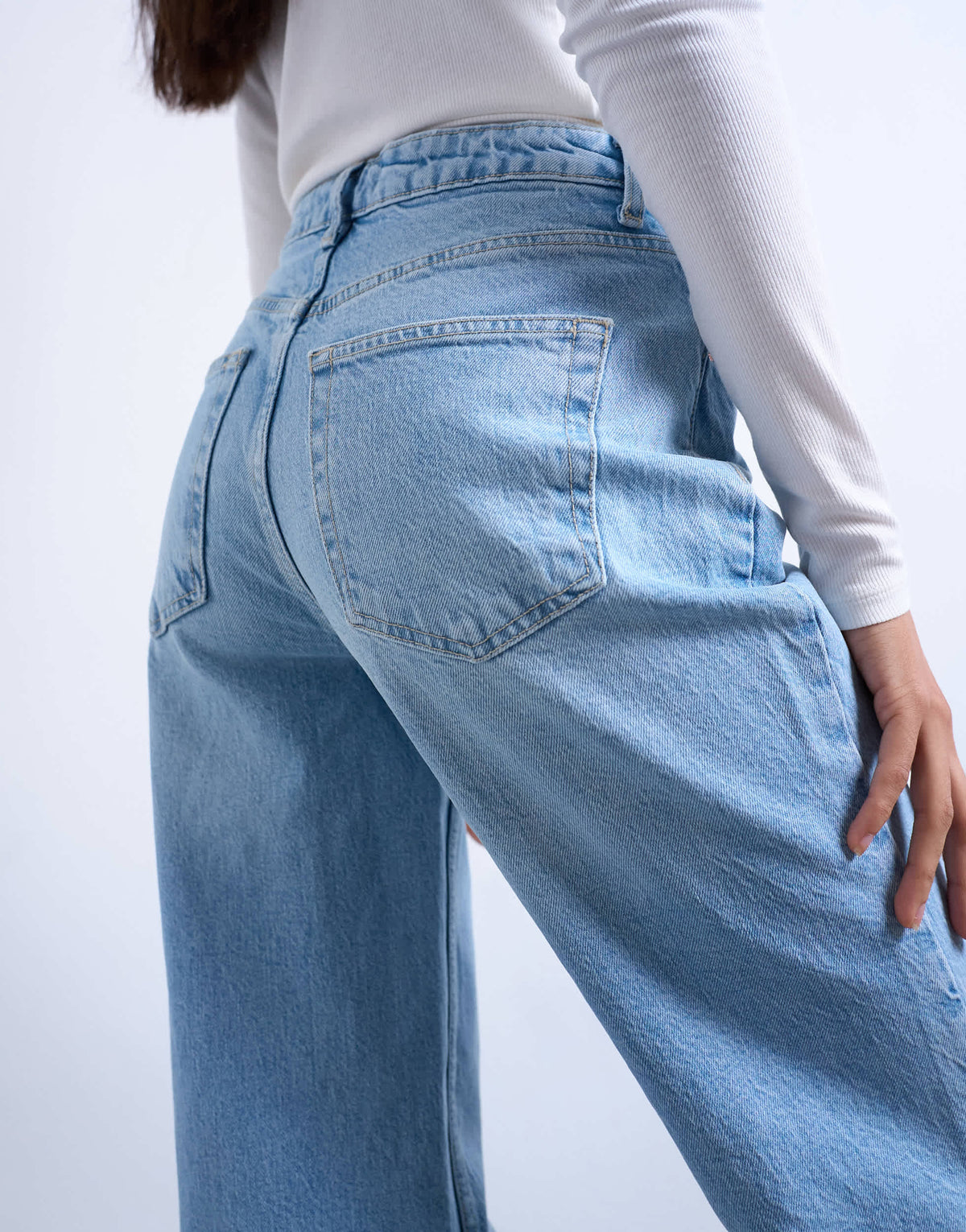 Topshop Pippa mid rise comfort stretch flare jean in bleach