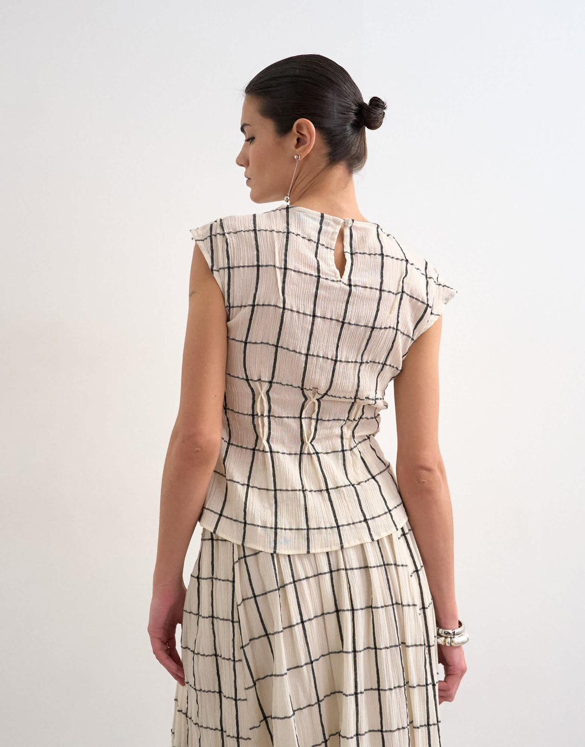 Topshop sleeveless pin tuck crinkle top in windowpane check