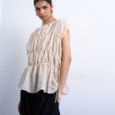 Topshop Kurzarm-Top mit Tunnelzug und seitlicher Bindefläche in Ecru