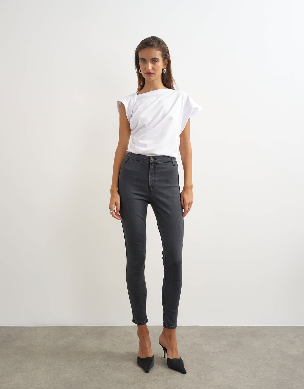 Topshop Joni high rise skinny jean in washed black