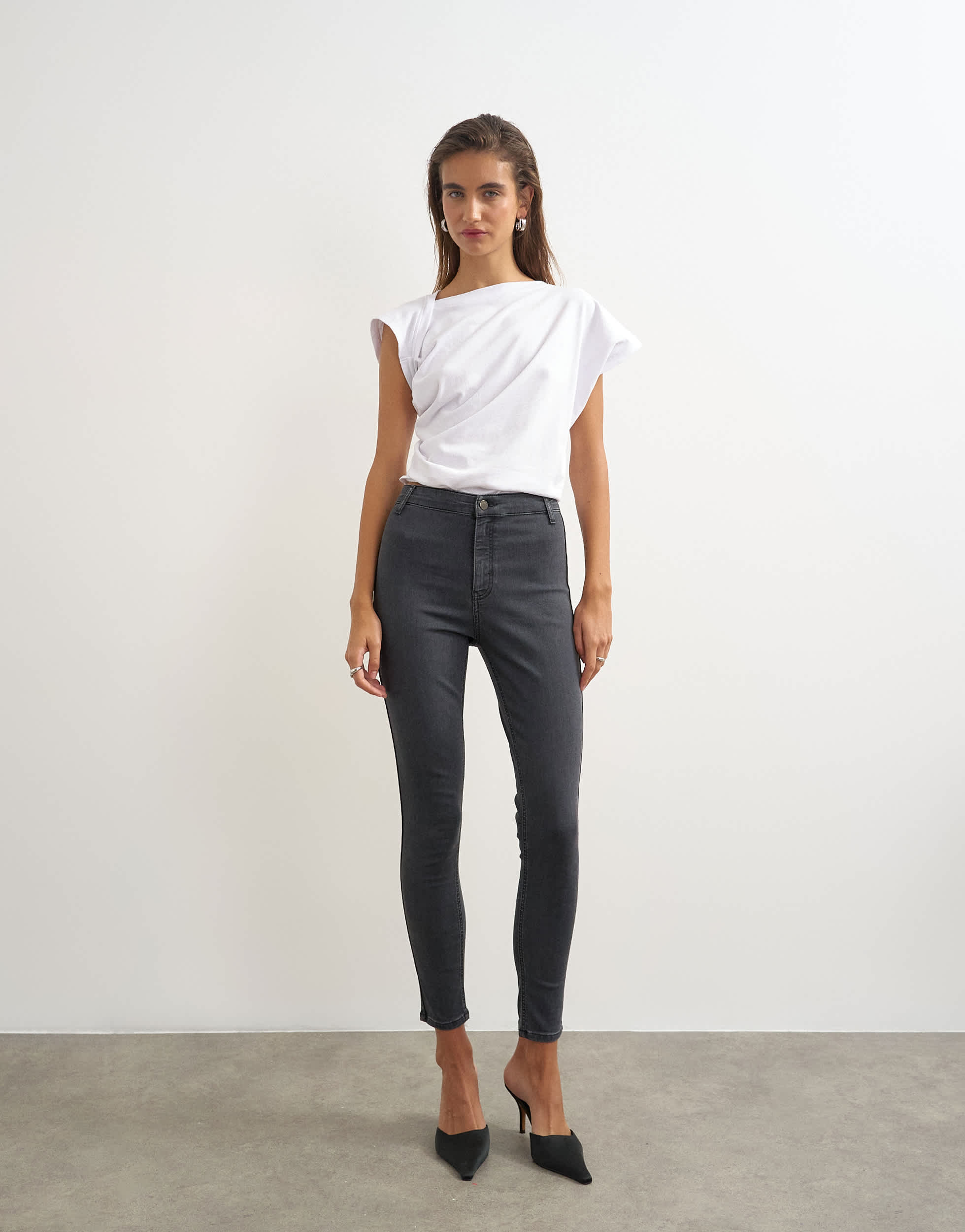 Topshop Joni high rise skinny jean in washed black