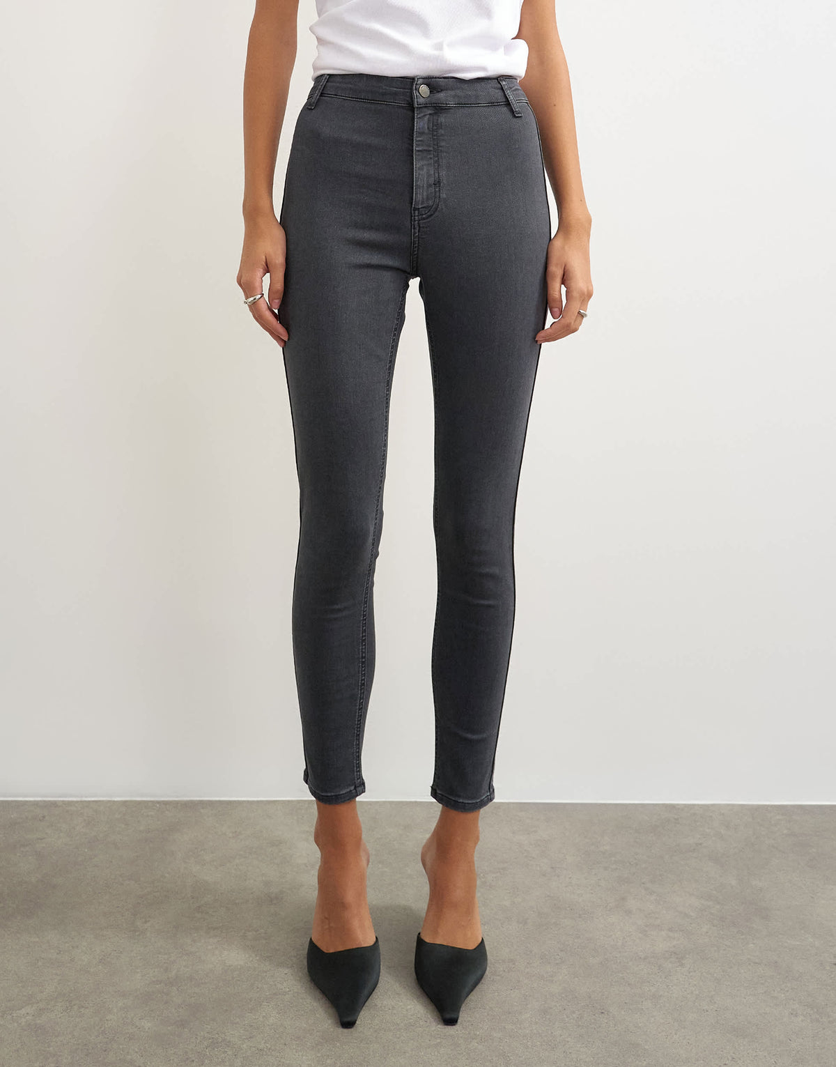 Topshop Joni high rise skinny jean in washed black