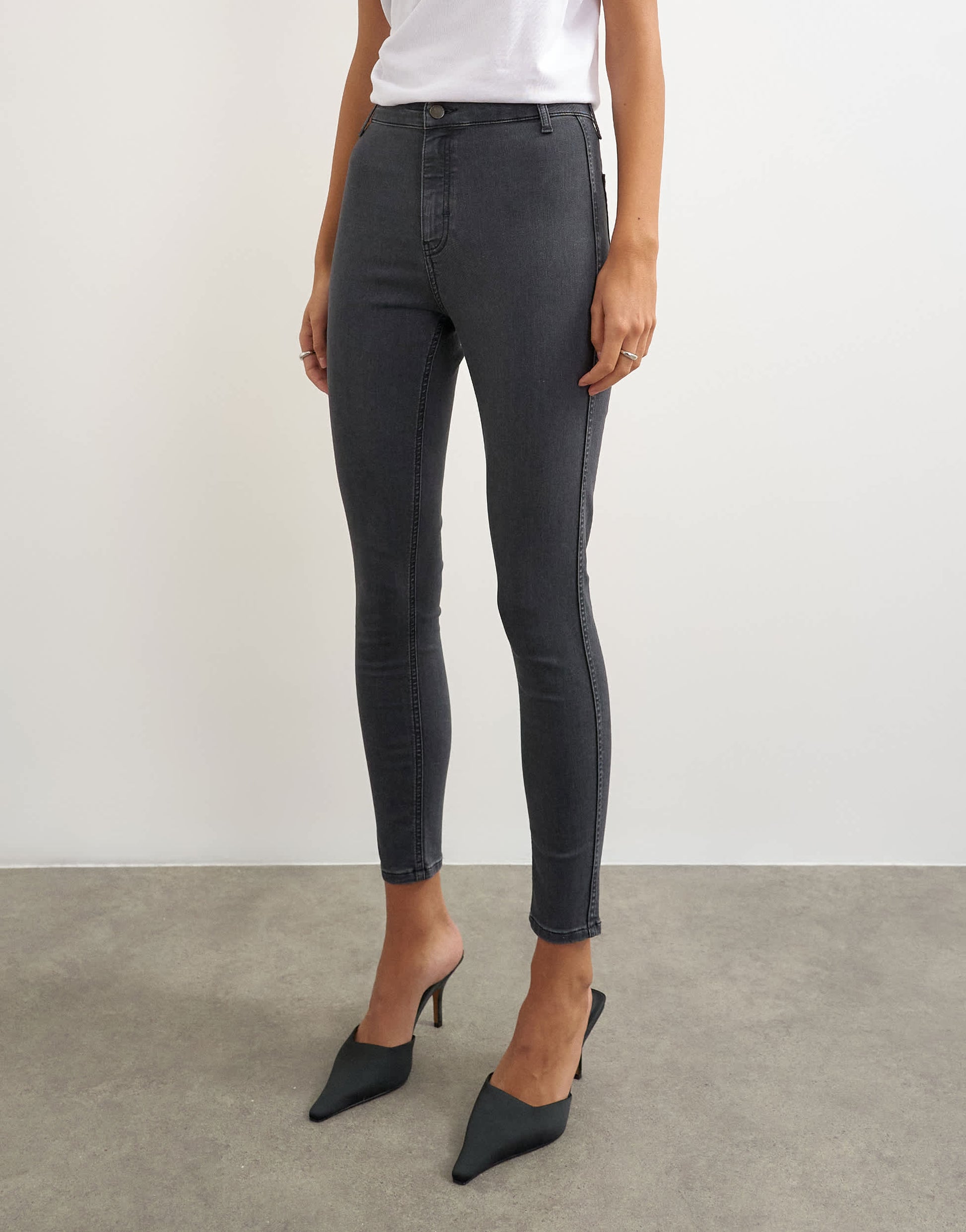 Topshop Joni high rise skinny jean in washed black