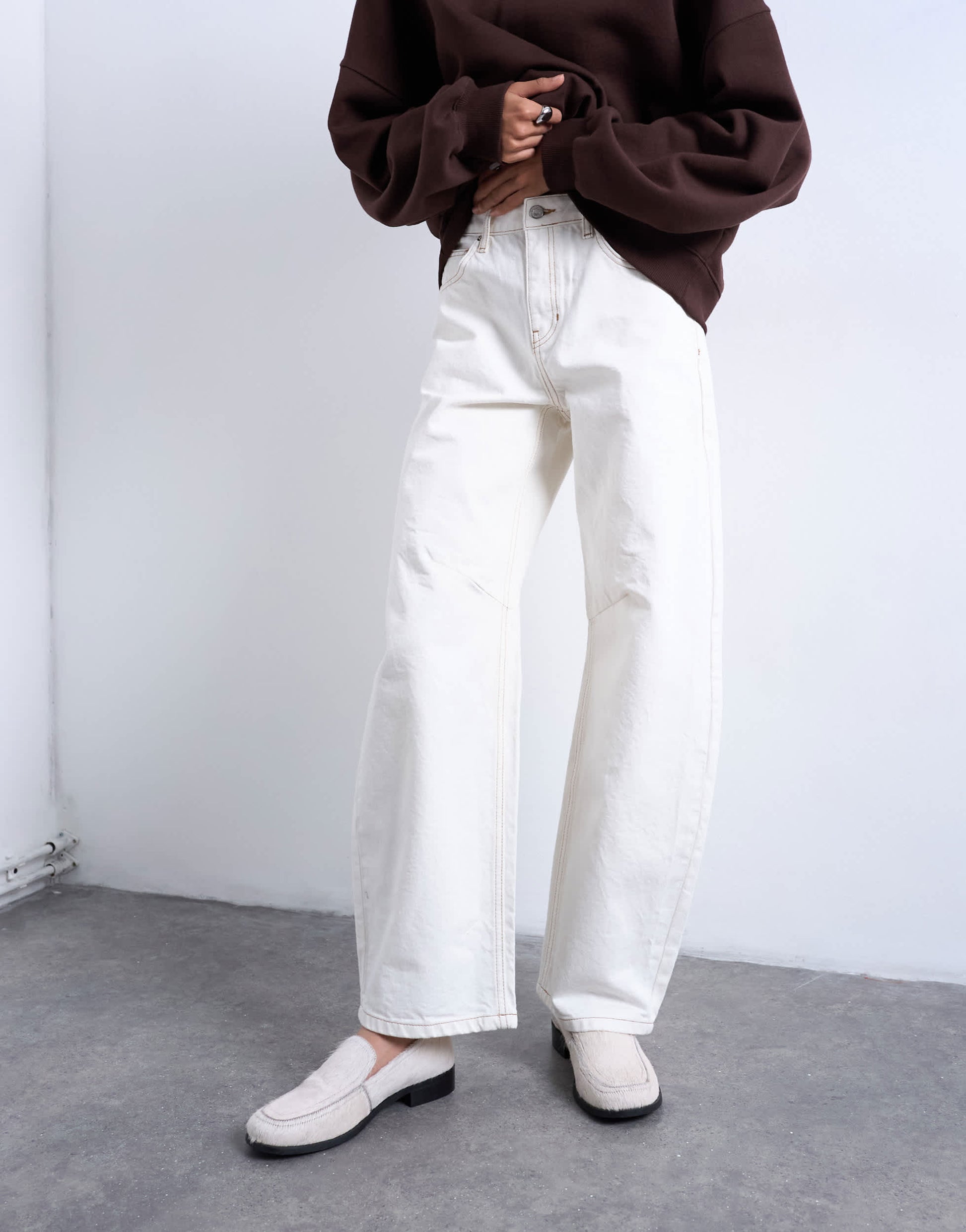Topshop Barrel mid rise jean in bone
