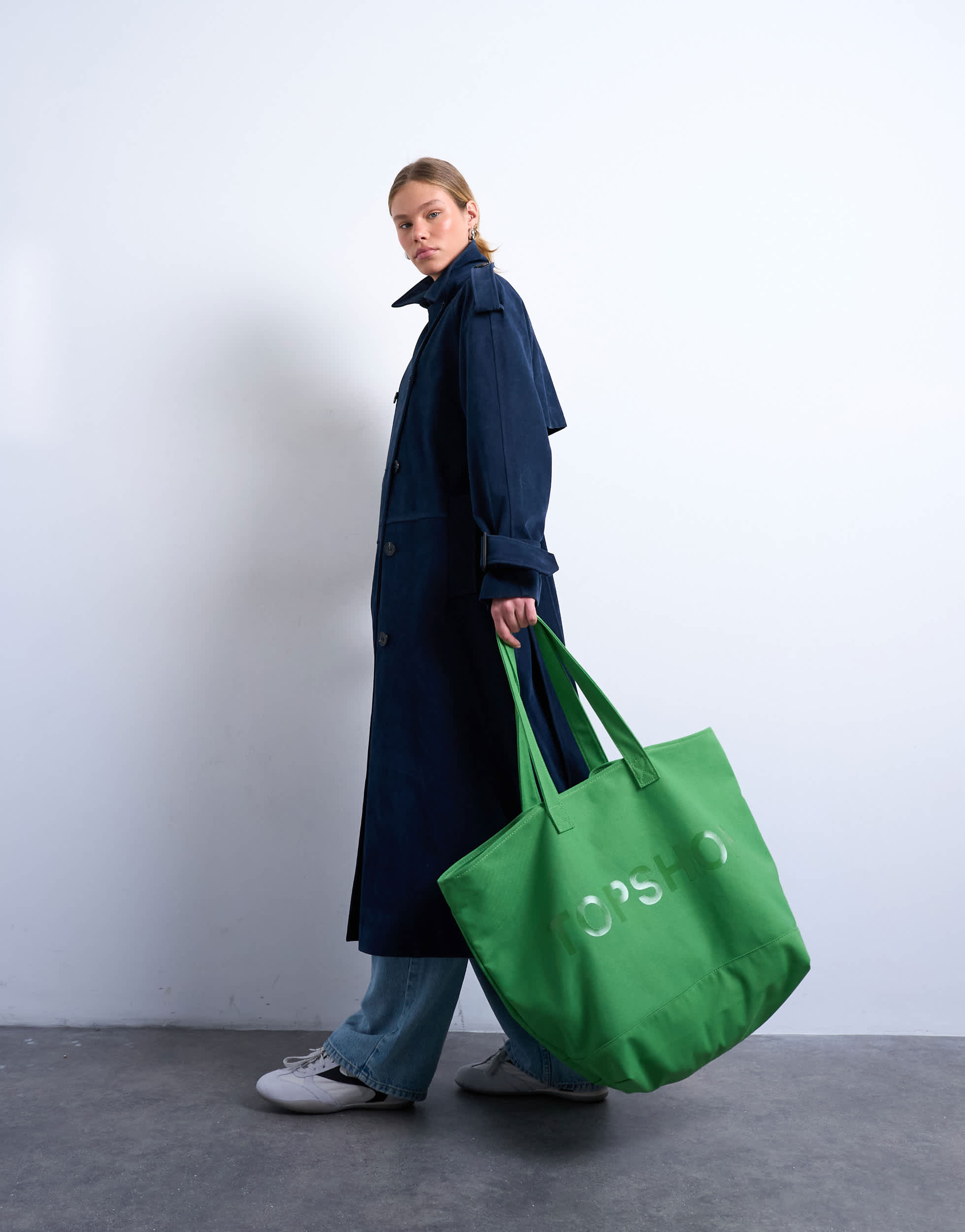 Topshop Canvas-Tragetasche in Grün