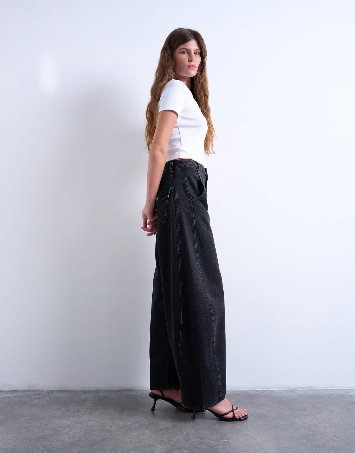Topshop Horseshoe high rise barrel jean circular design in washed black