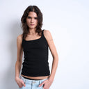 Topshop schwarzes, schmal geschnittenes Trägertop mit Rundhalsausschnitt