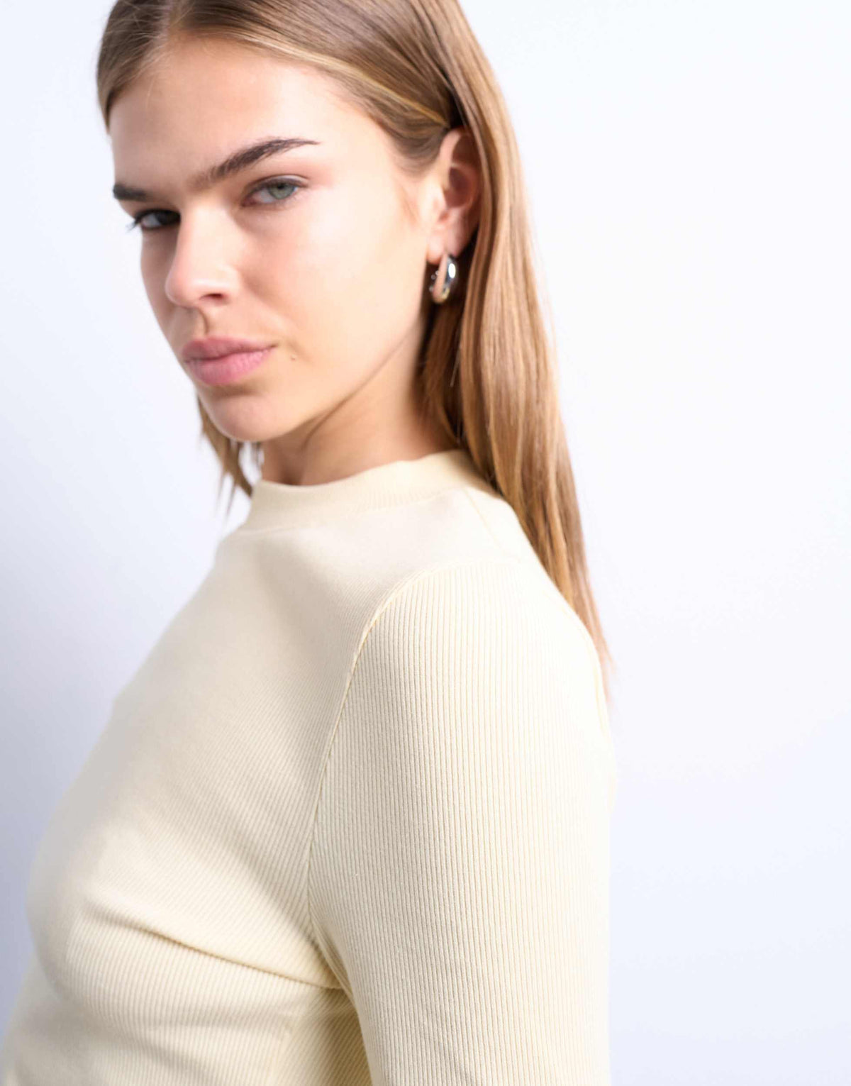 Topshop rib long sleeve curved hem top in buttermilk