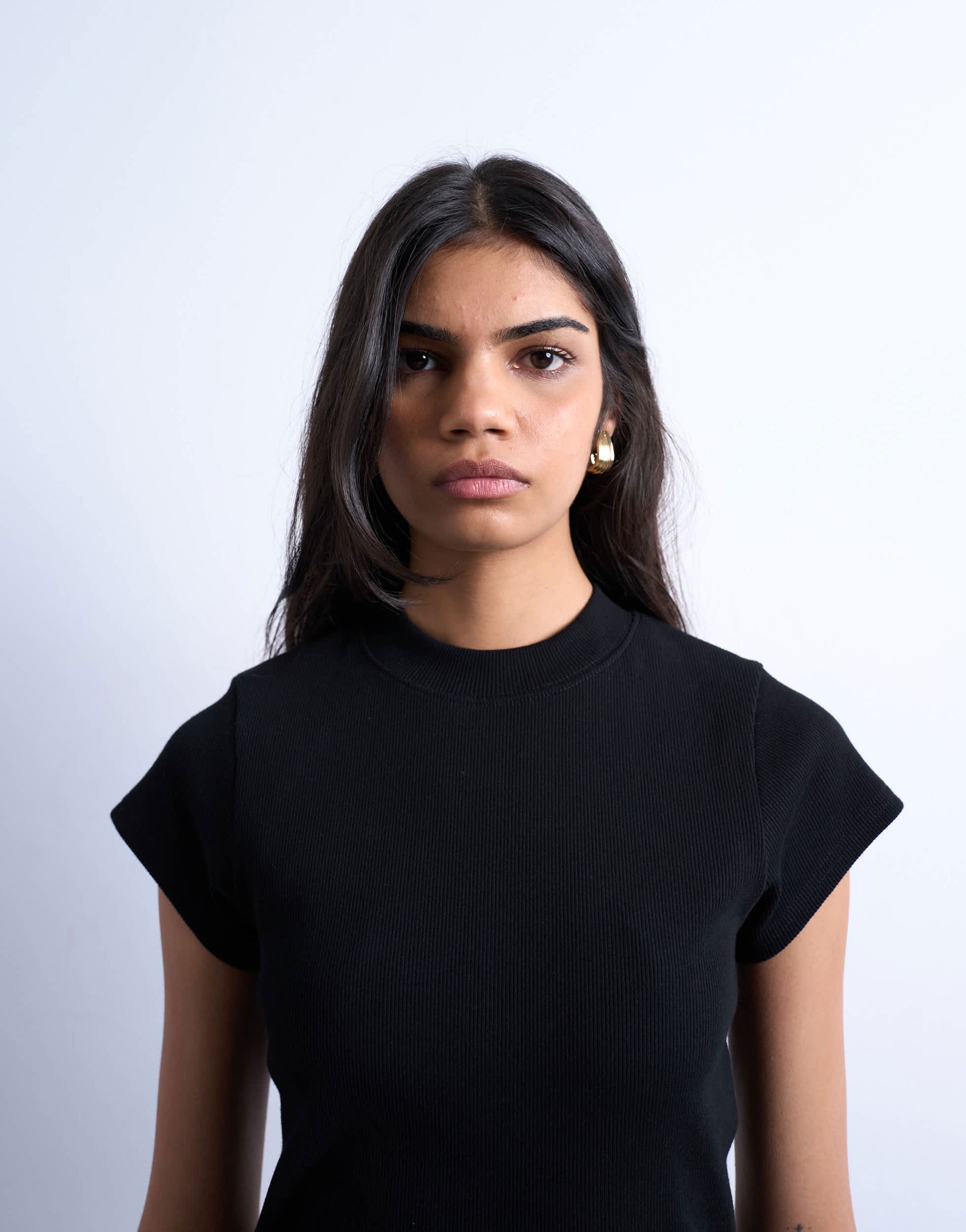 Topshop rib fitted curve hem tee in black