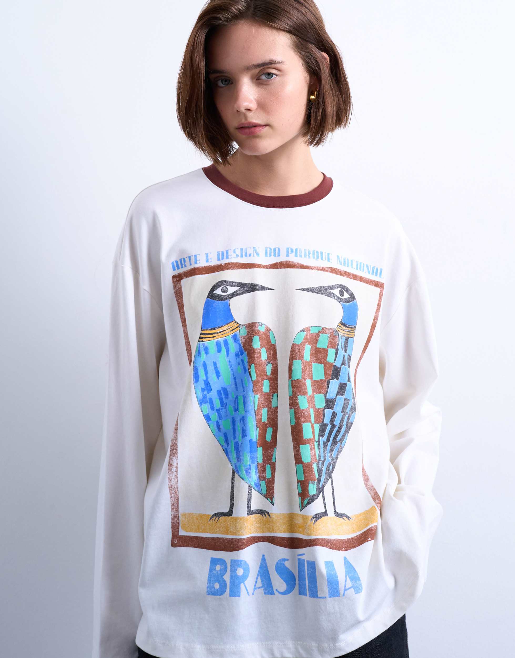 Topshop T-Shirt mit Brasilia-Grafik, Kontrast-Ringer und Skater-Schnitt in Weiß