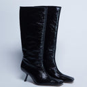Topshop Scarlett Premium-Kniehohe Stiefel aus Leder mit eckiger Spitze in Schwarz
