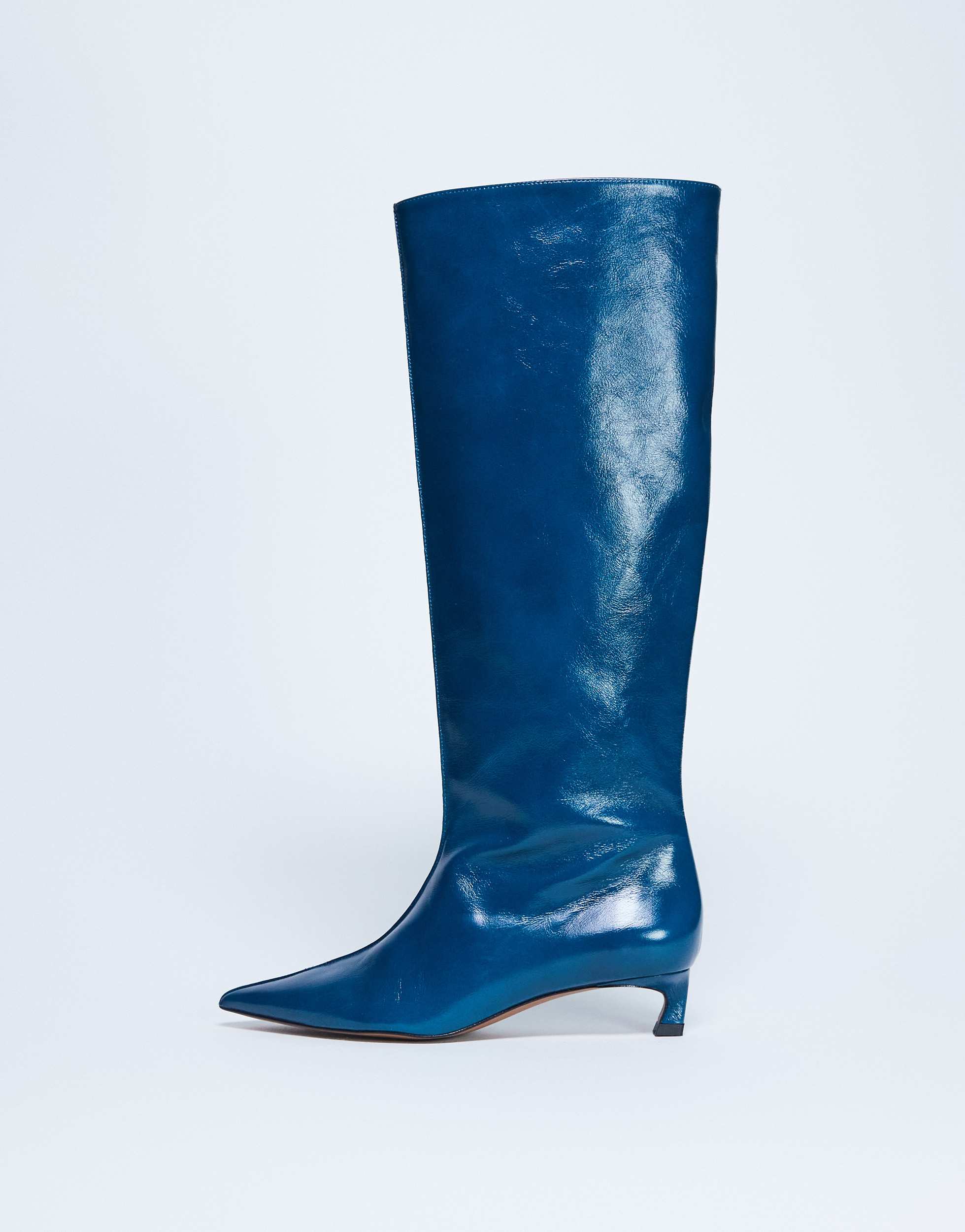 Bottes hautes à bout pointu en cuir premium Sophie de Topshop, bleues.