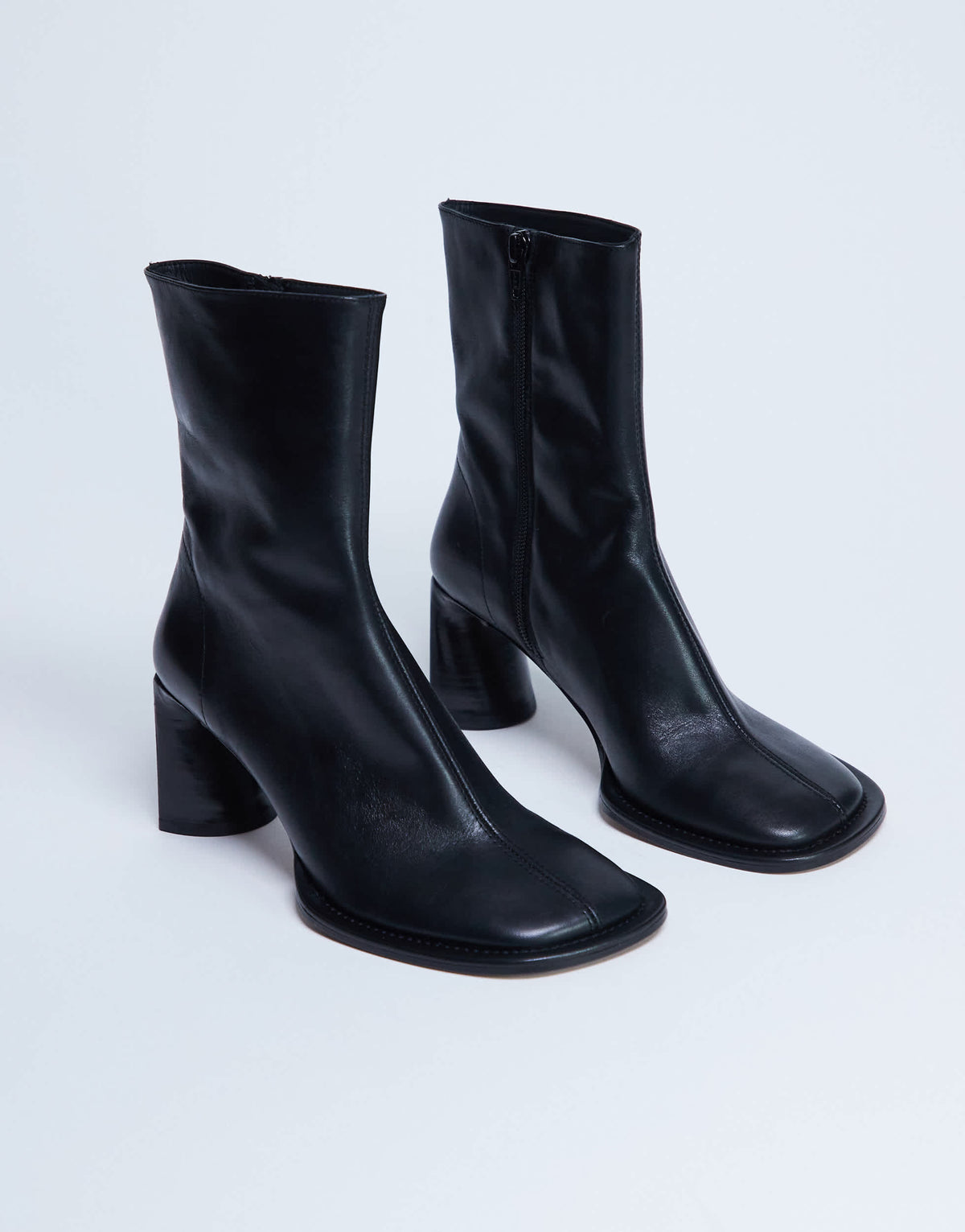 Topshop Star Premium leather round toe block heel boot in black