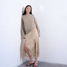 Topshop Midirock aus Satin- und Spitzenmix mit asymmetrischem Saum in Taupe