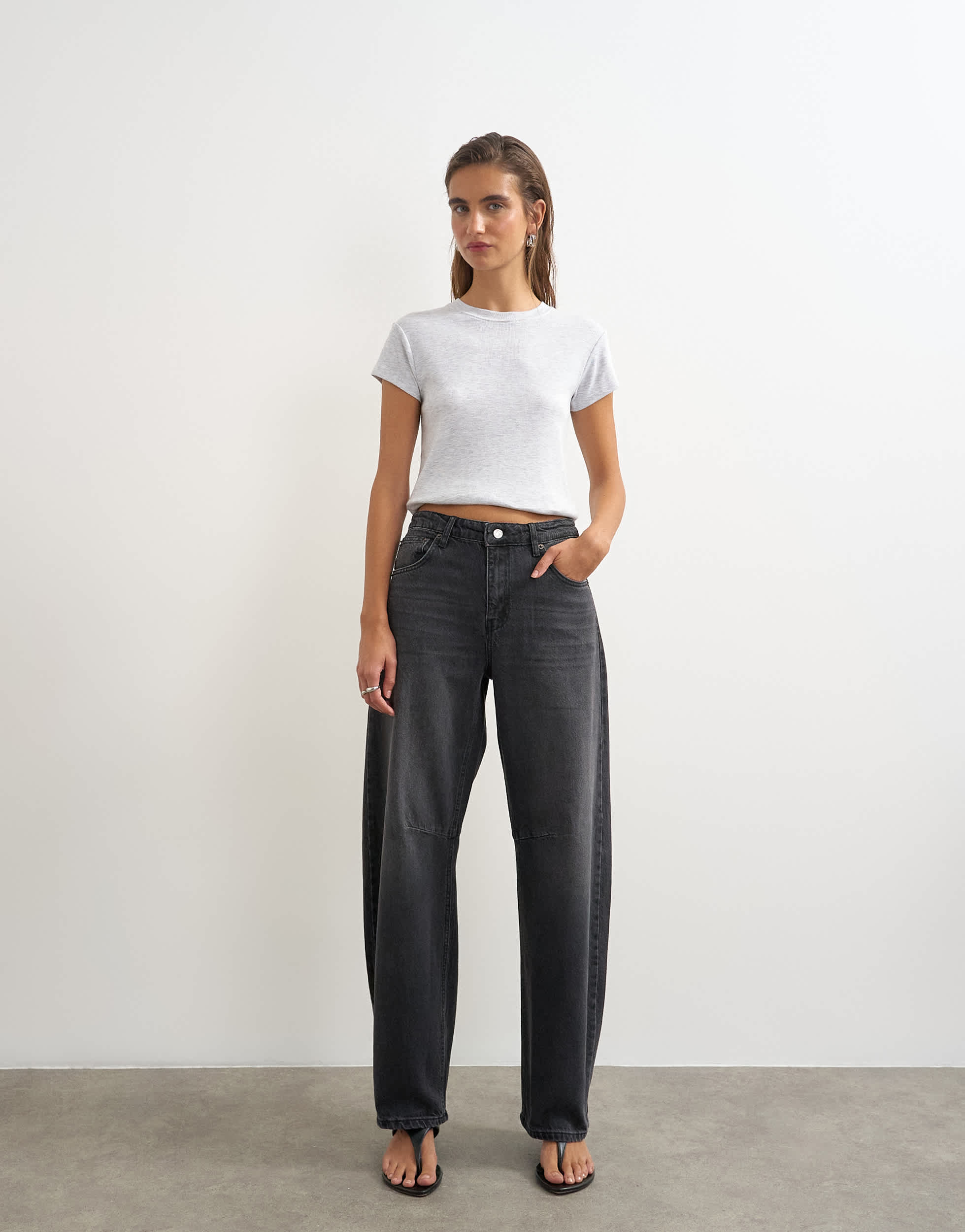 Topshop Barrel mid rise jean in washed black