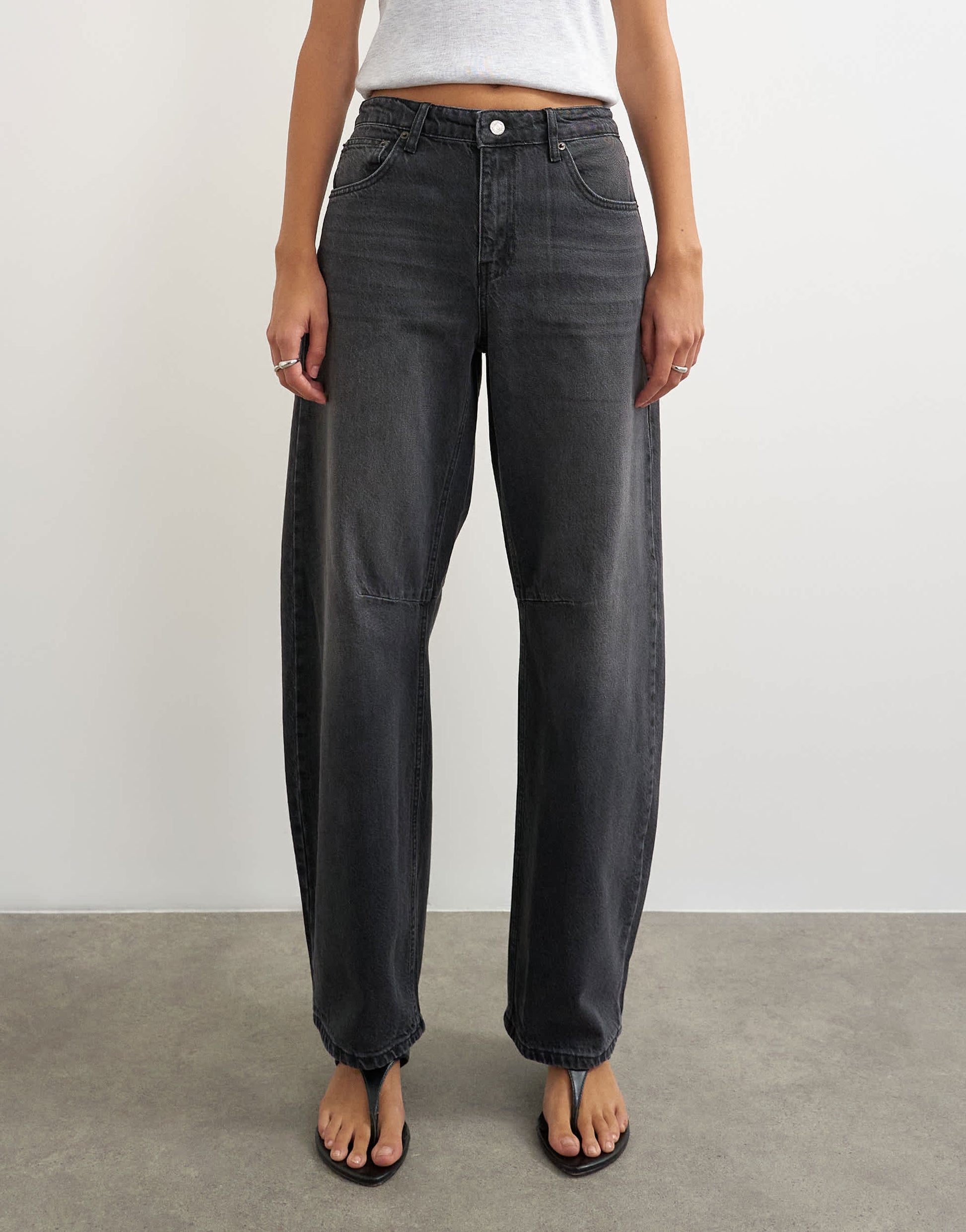 Topshop Barrel mid rise jean in washed black