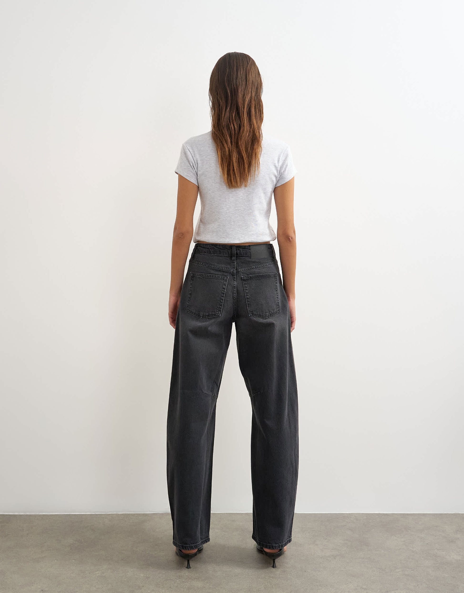 Topshop Barrel mid rise jean in washed black