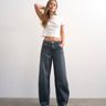 Topshop Barrel Jeans mit mittelhohem Bund in Dunkelblau