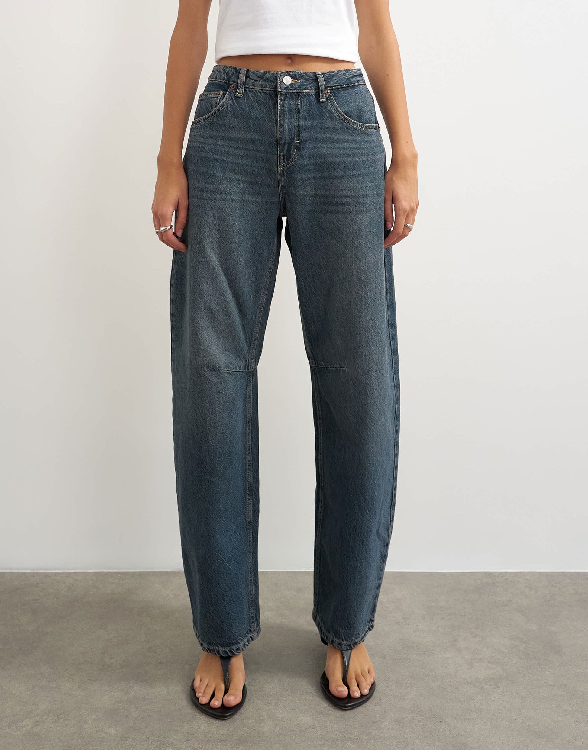 Topshop Barrel mid rise jean in blue black