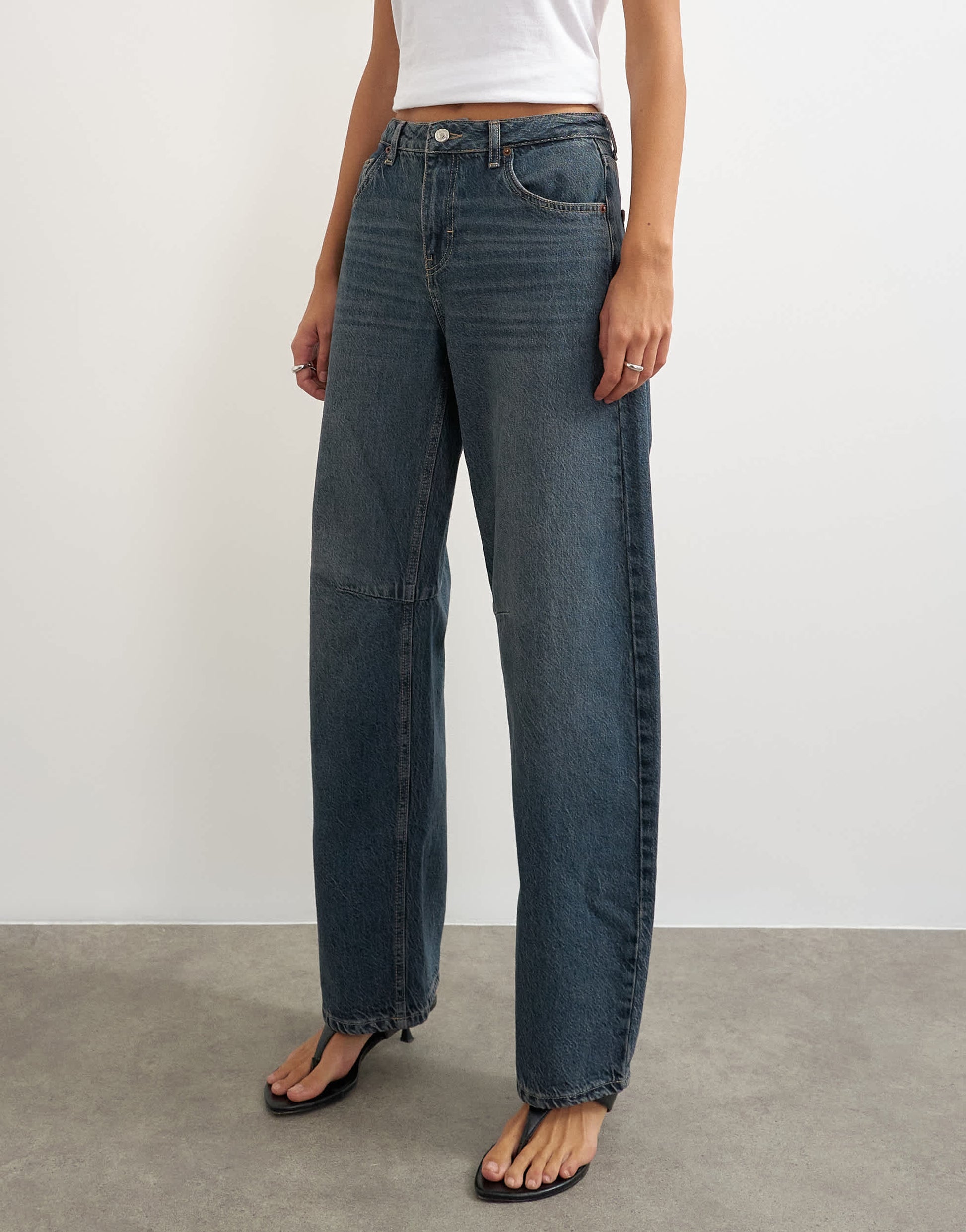 Topshop Barrel mid rise jean in blue black