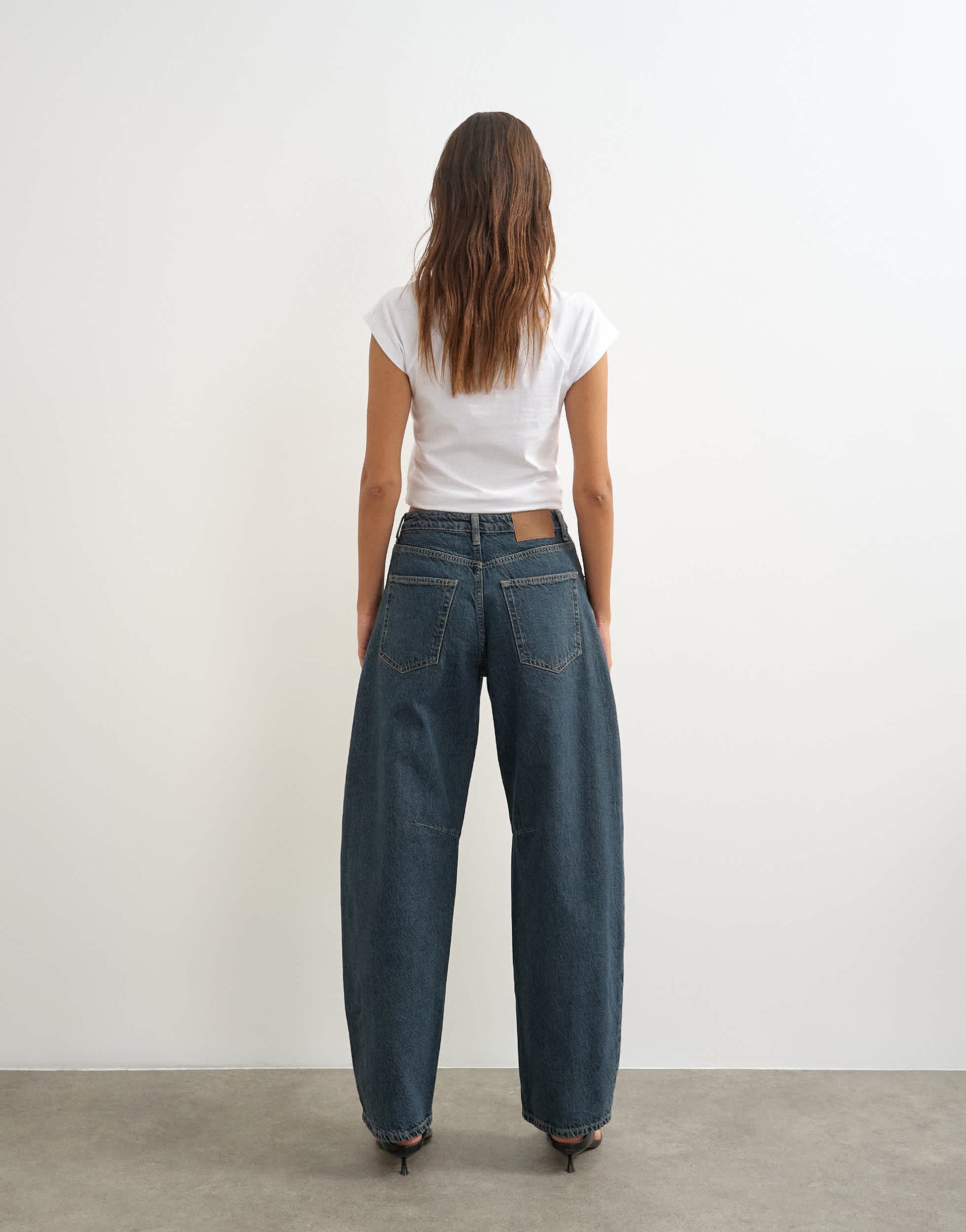Topshop Barrel mid rise jean in blue black