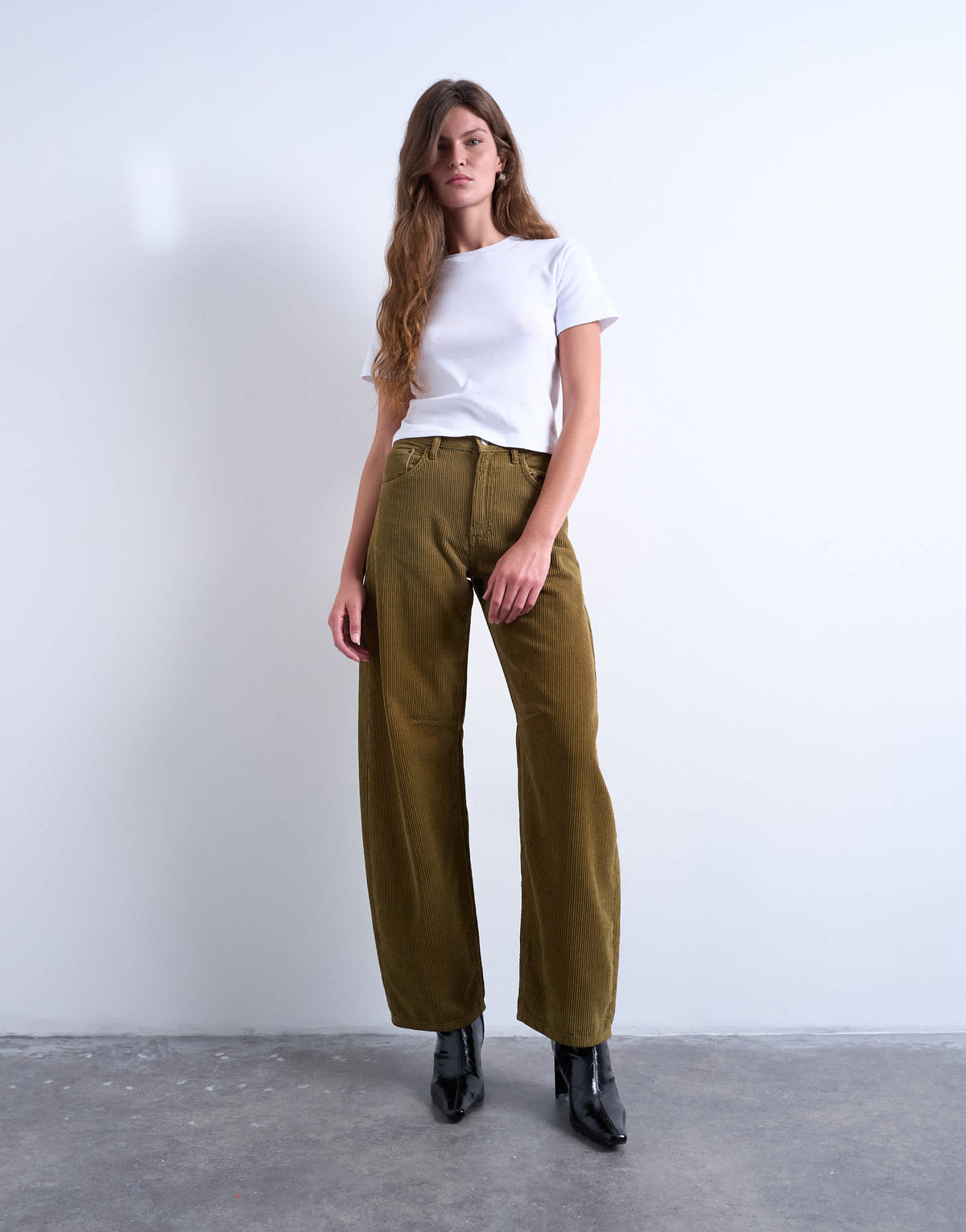 Topshop Barrel mid rise jean in honey cord