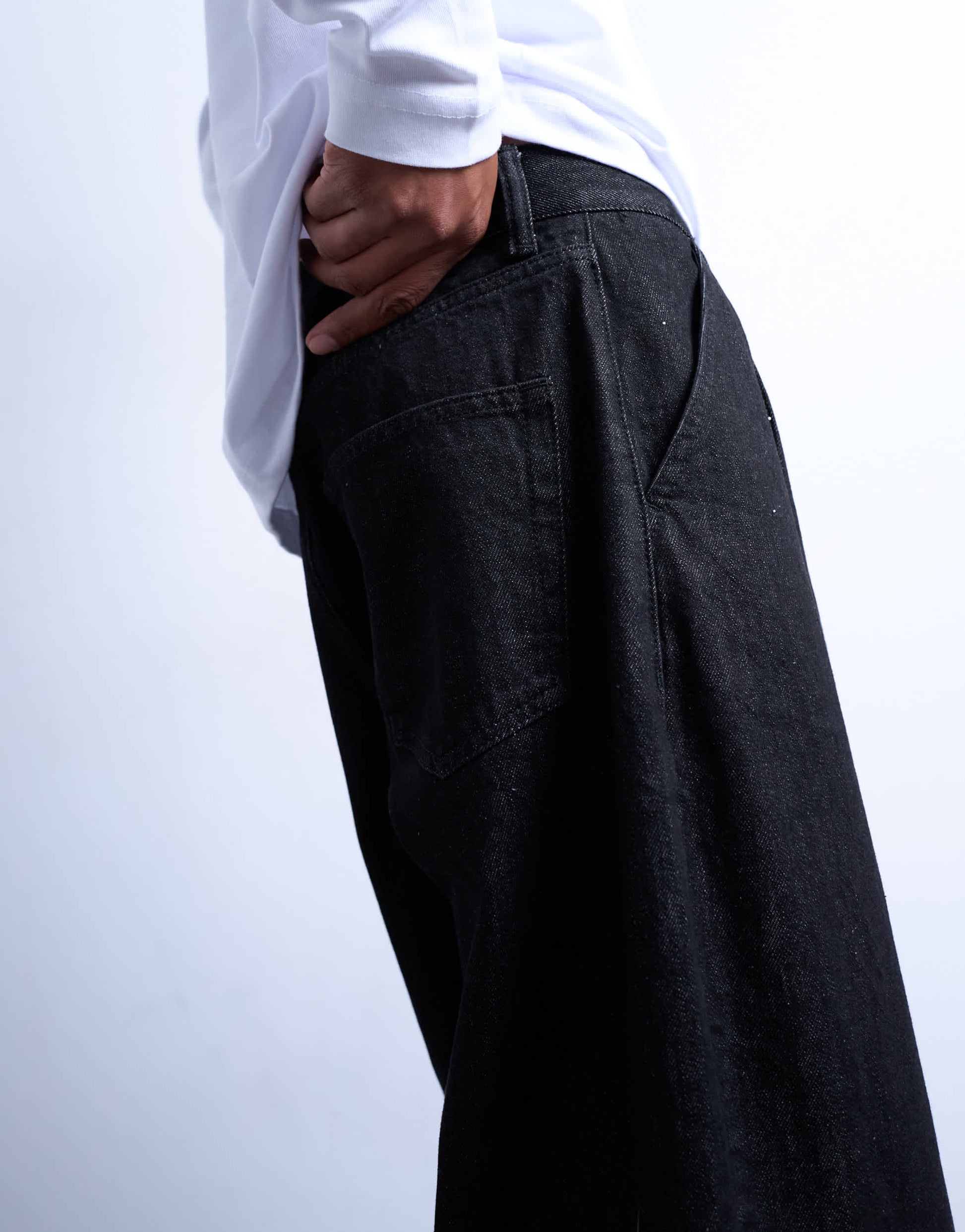 Topman pleated barrel jean in raw black