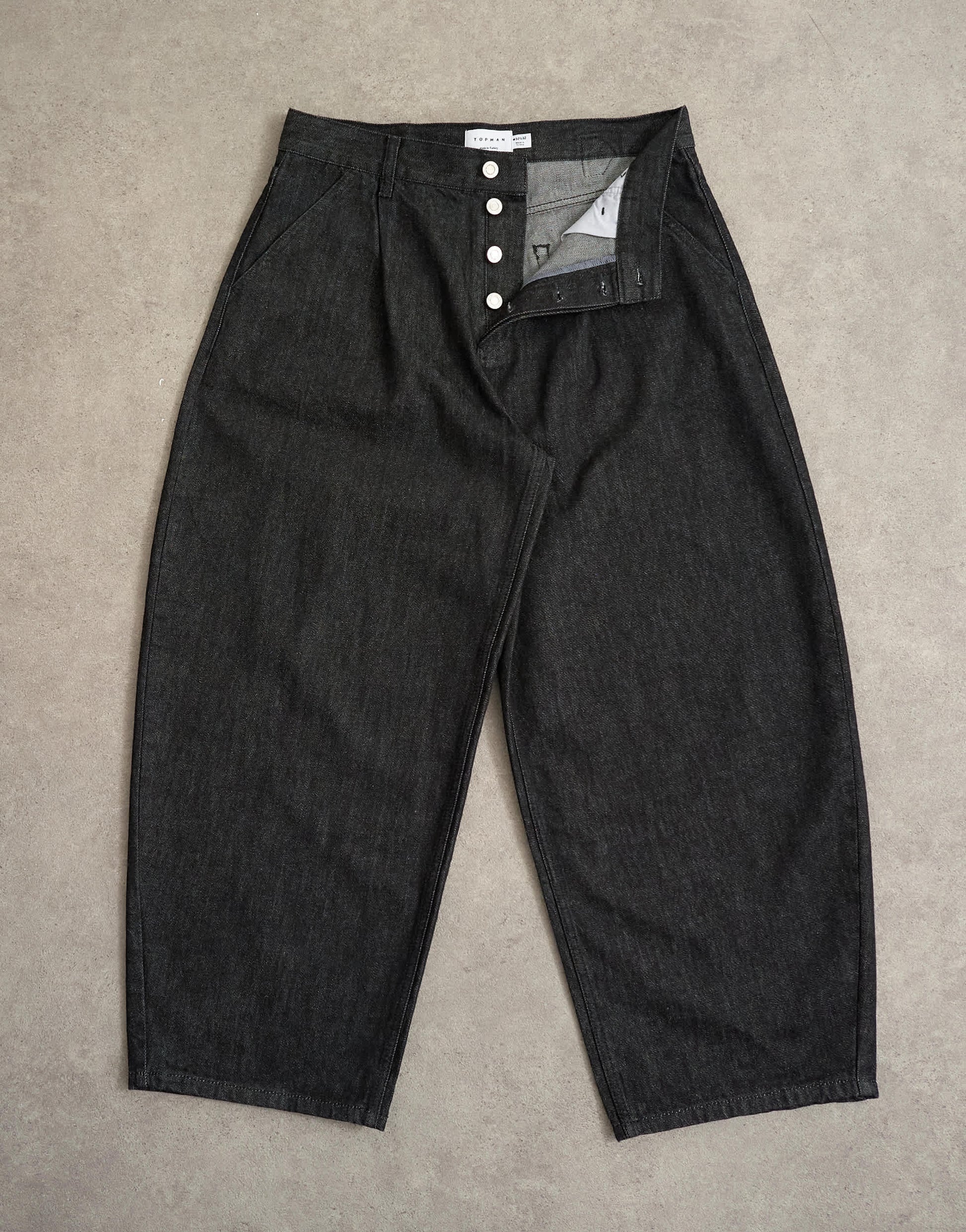 Topman pleated barrel jean in mid wash blue
