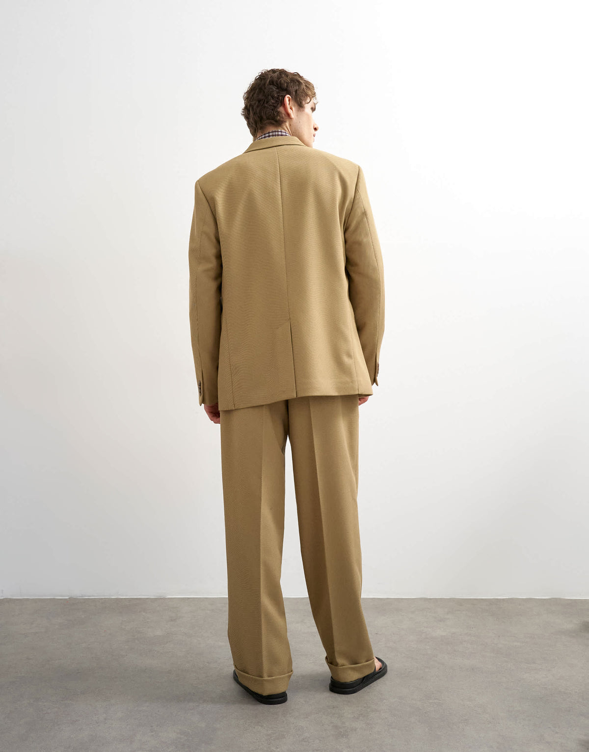 Topman relaxed twill suit trousers in beige