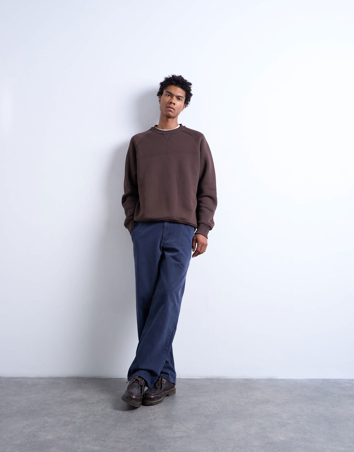 Topman heavyweight raglan sweatshirt with raw seam in brown