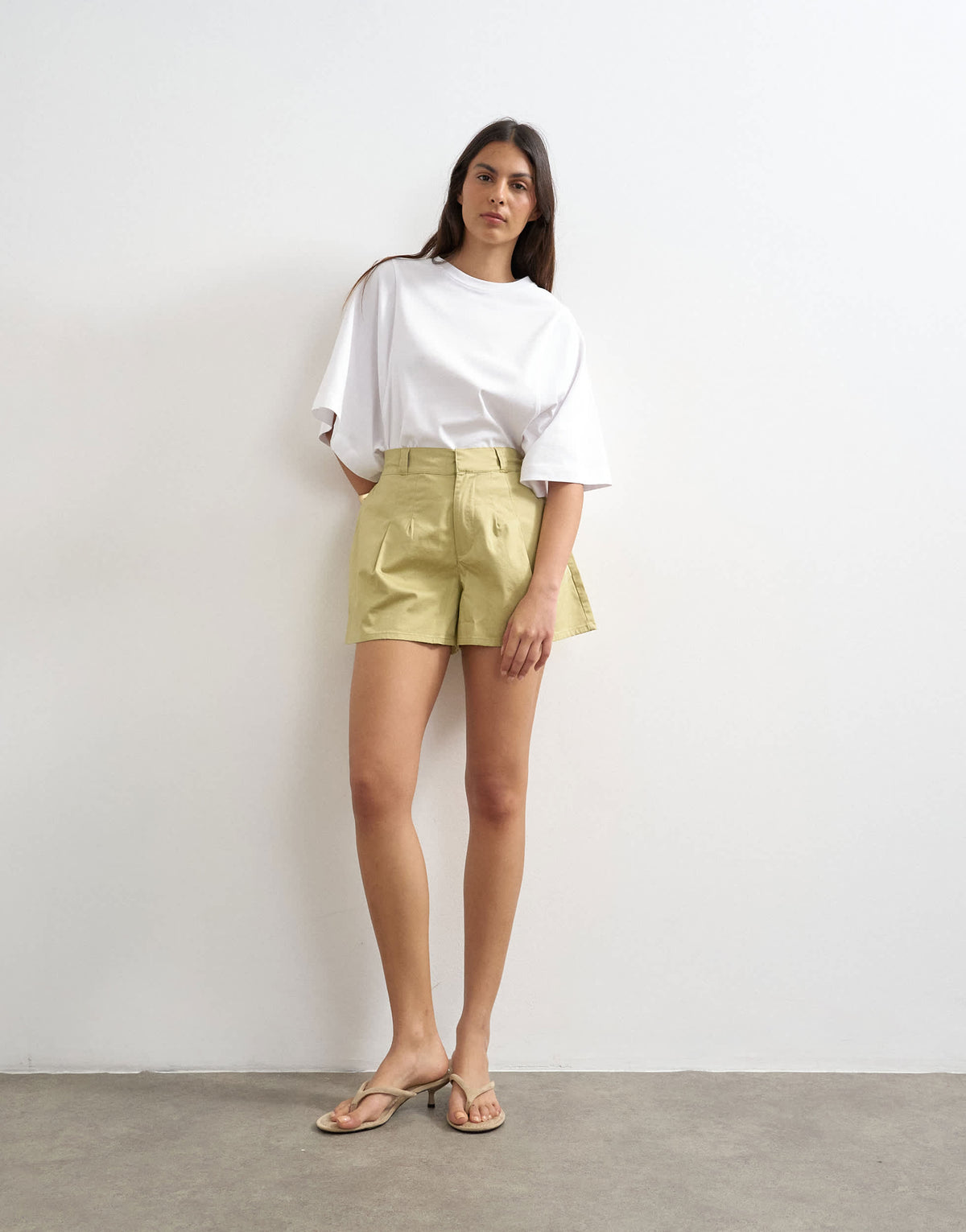 Topshop clean a-line short in neutral