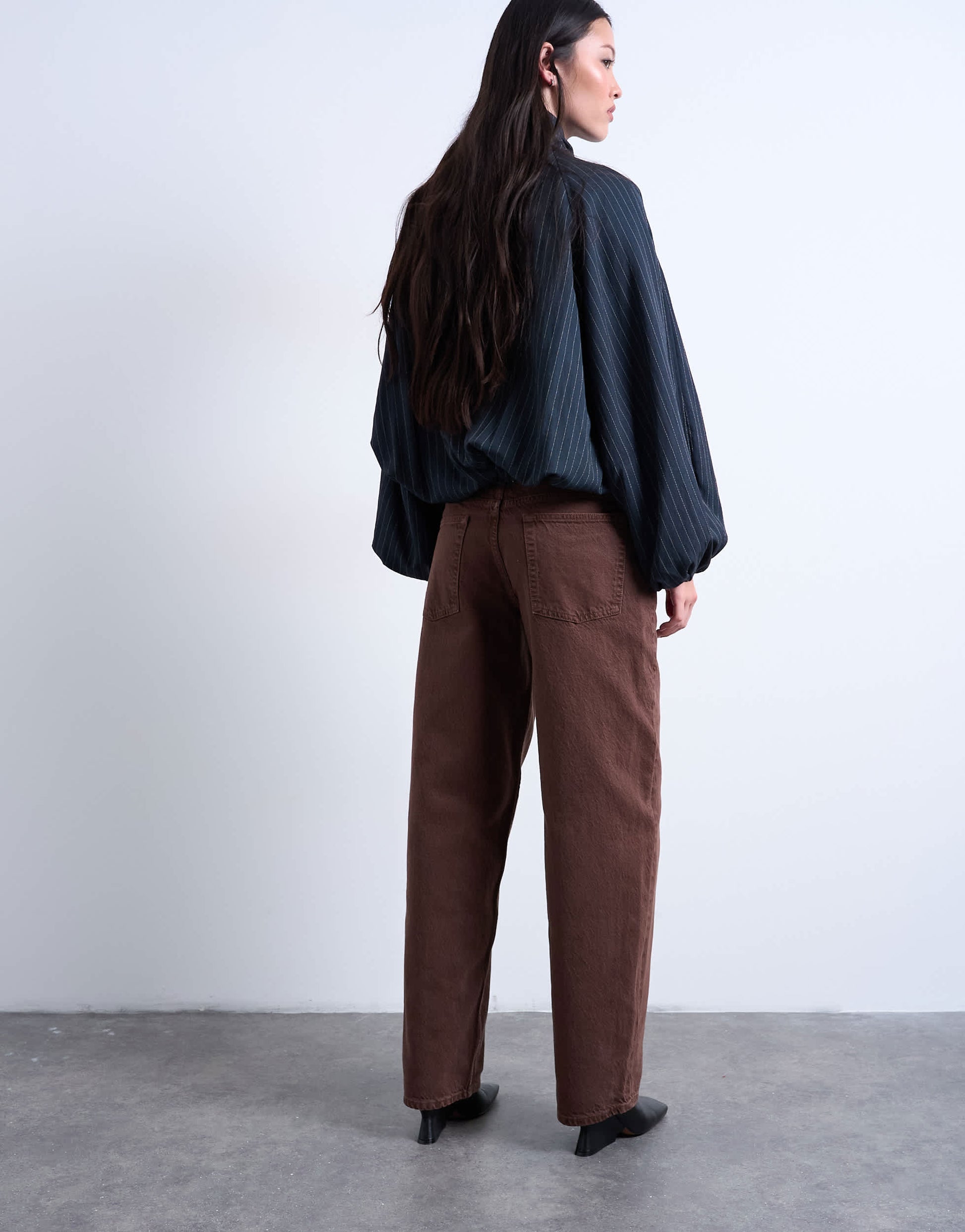 Topshop Lowrie low rise baggy jeans in chocolate
