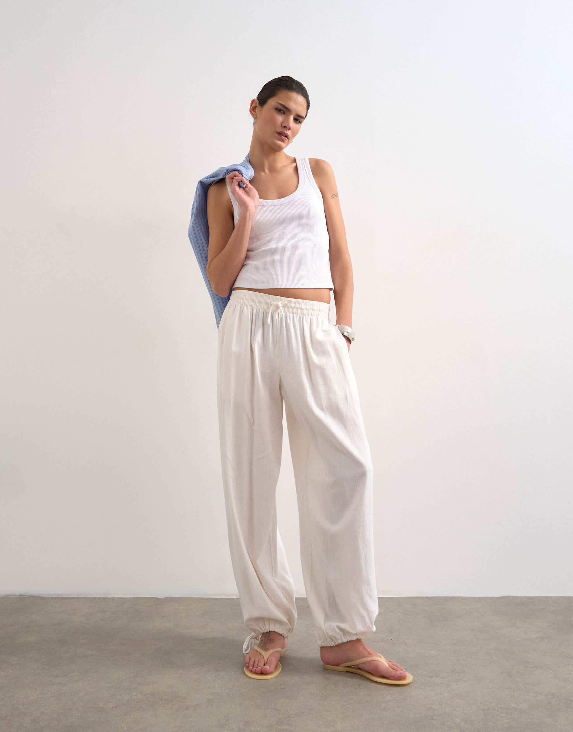 Topshop linen elasticated waist balloon trouser in white