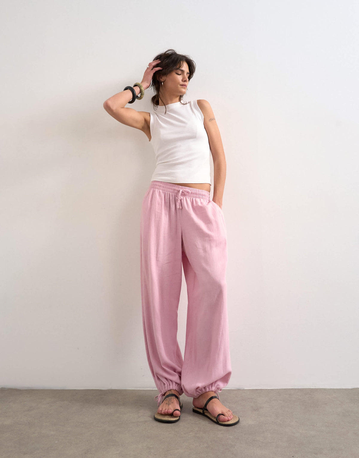 Topshop linen elasticated waist balloon trouser in pink