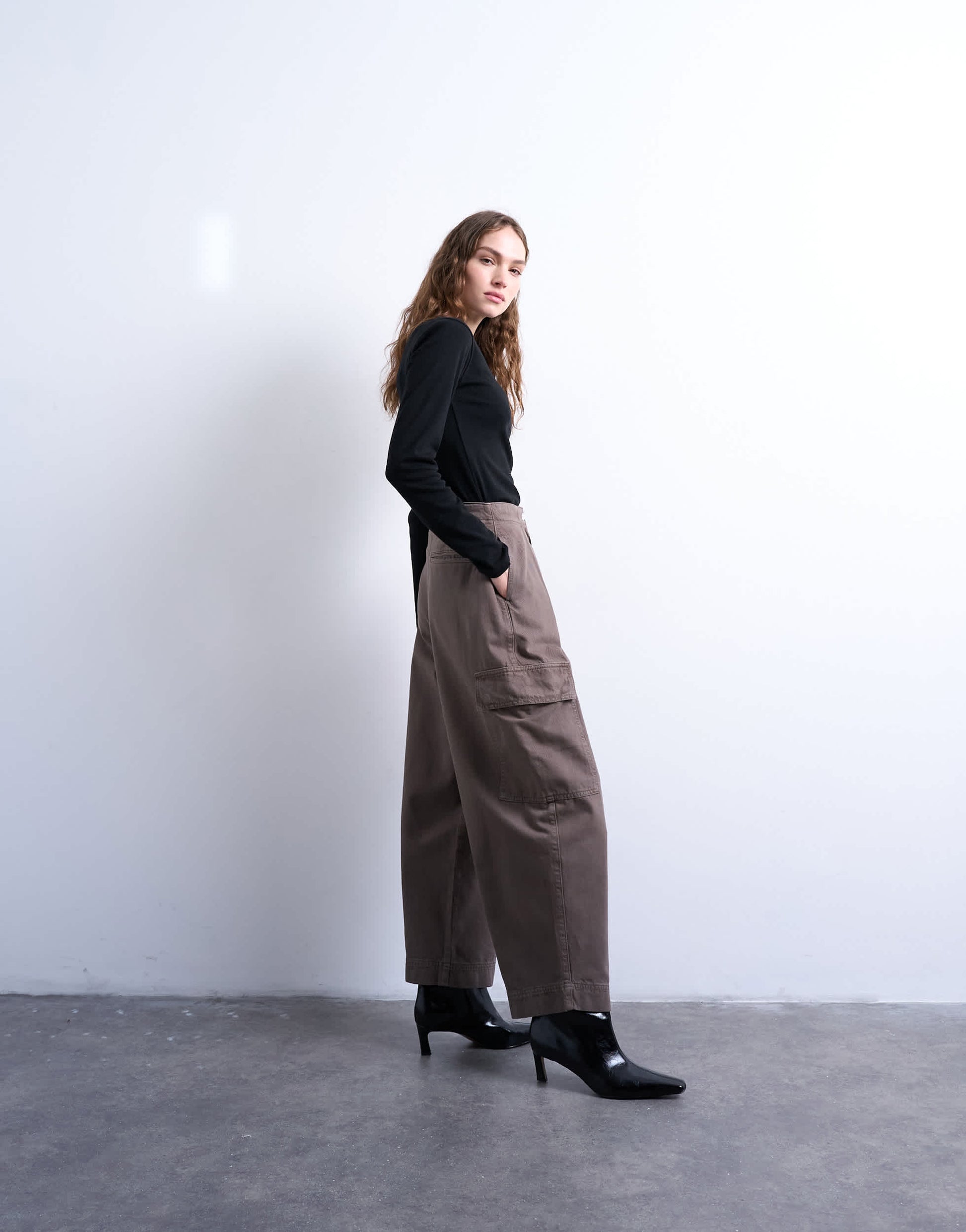 Topshop heavy wash cargo trousers with pleats in brown