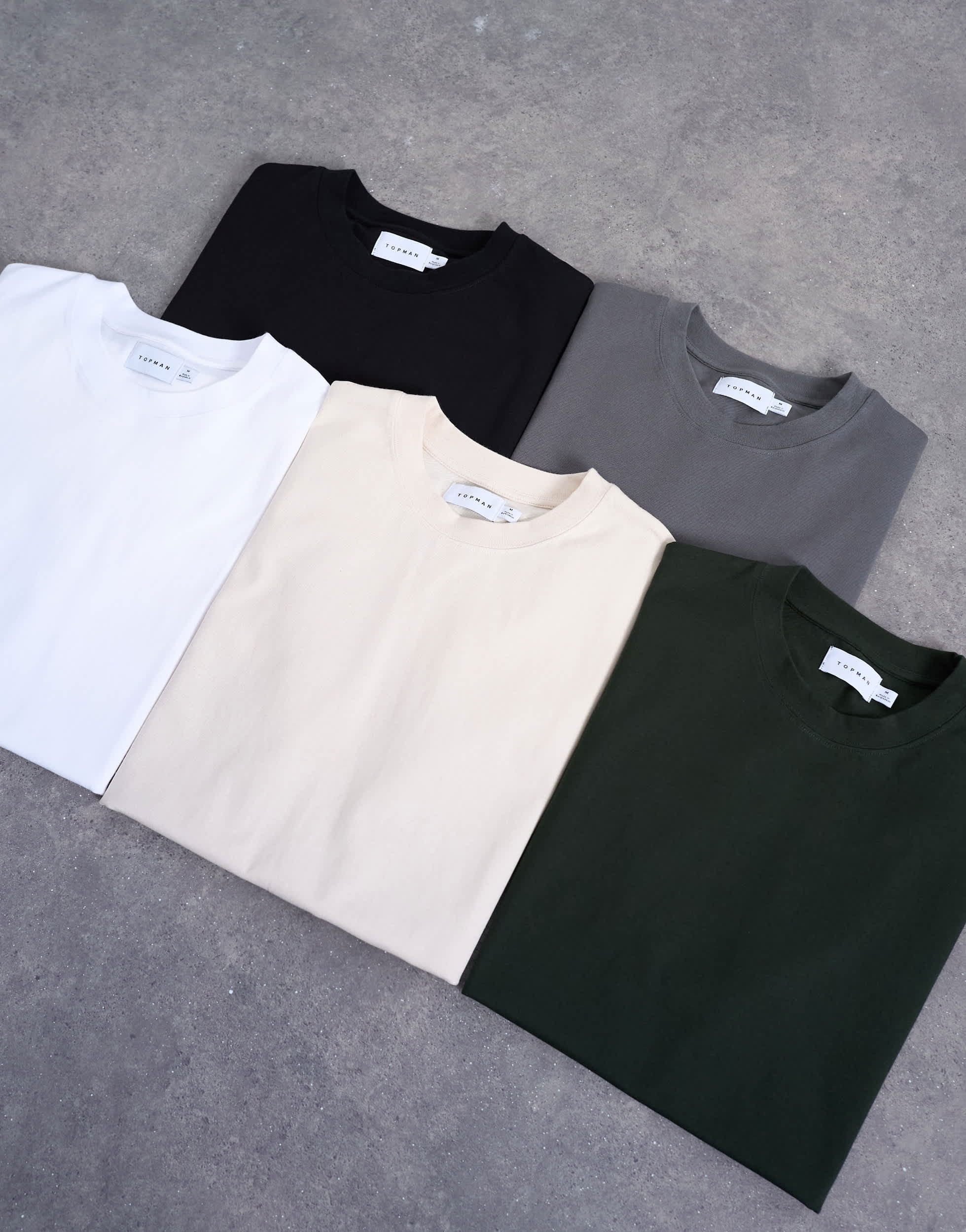 Lot de 5 t-shirts coupe décontractée Topman noir, blanc, écru, vert foncé et anthracite