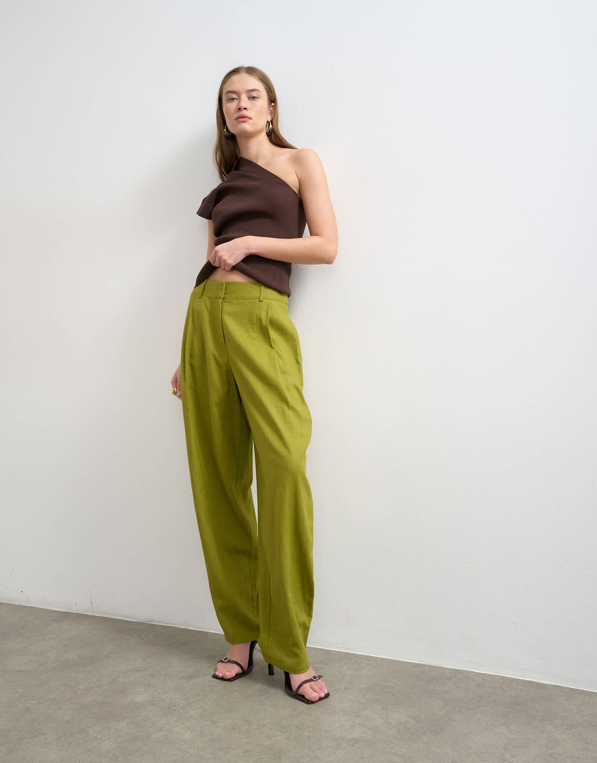 Topshop linen barrel leg trouser in green