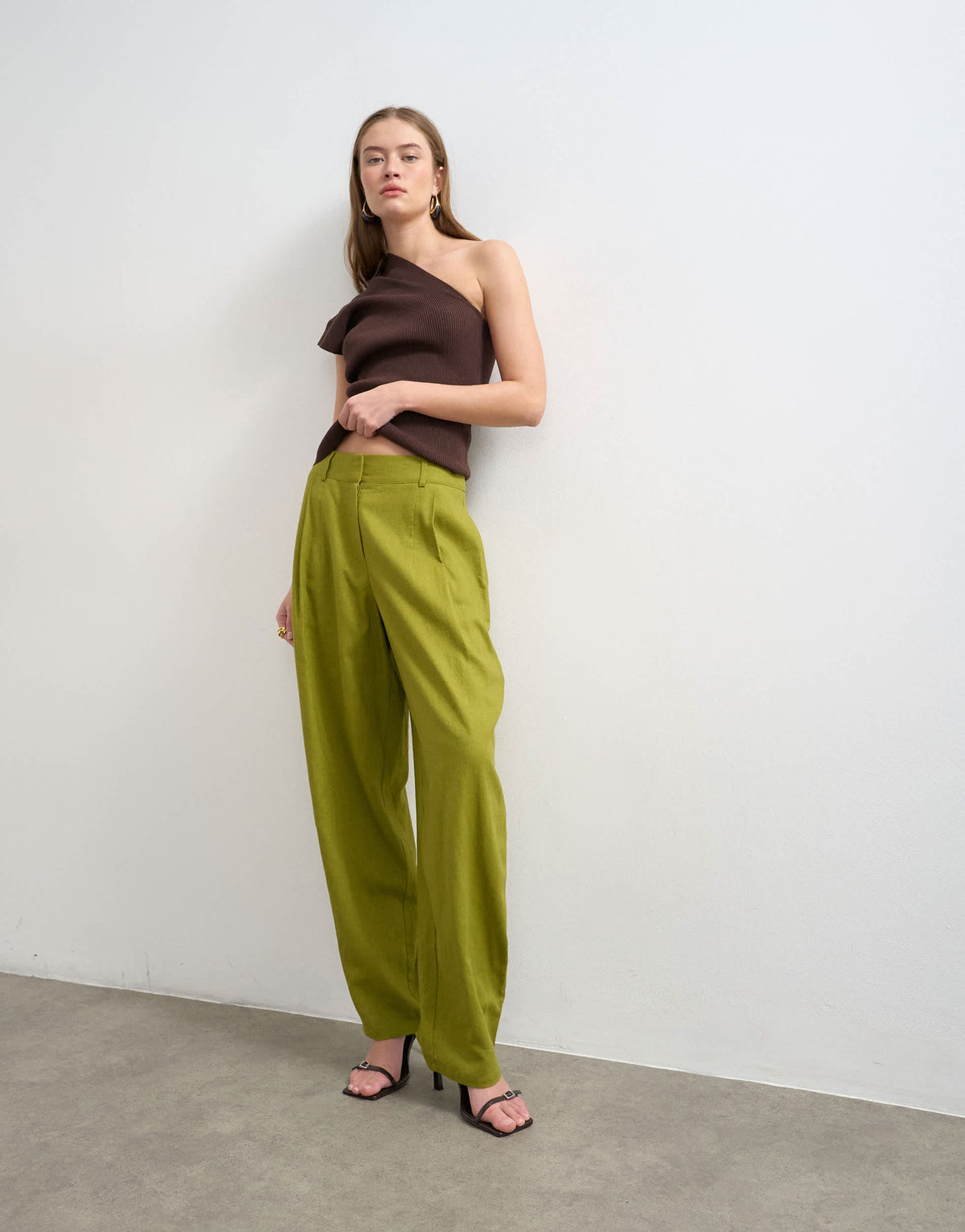 Topshop linen barrel leg trouser in green