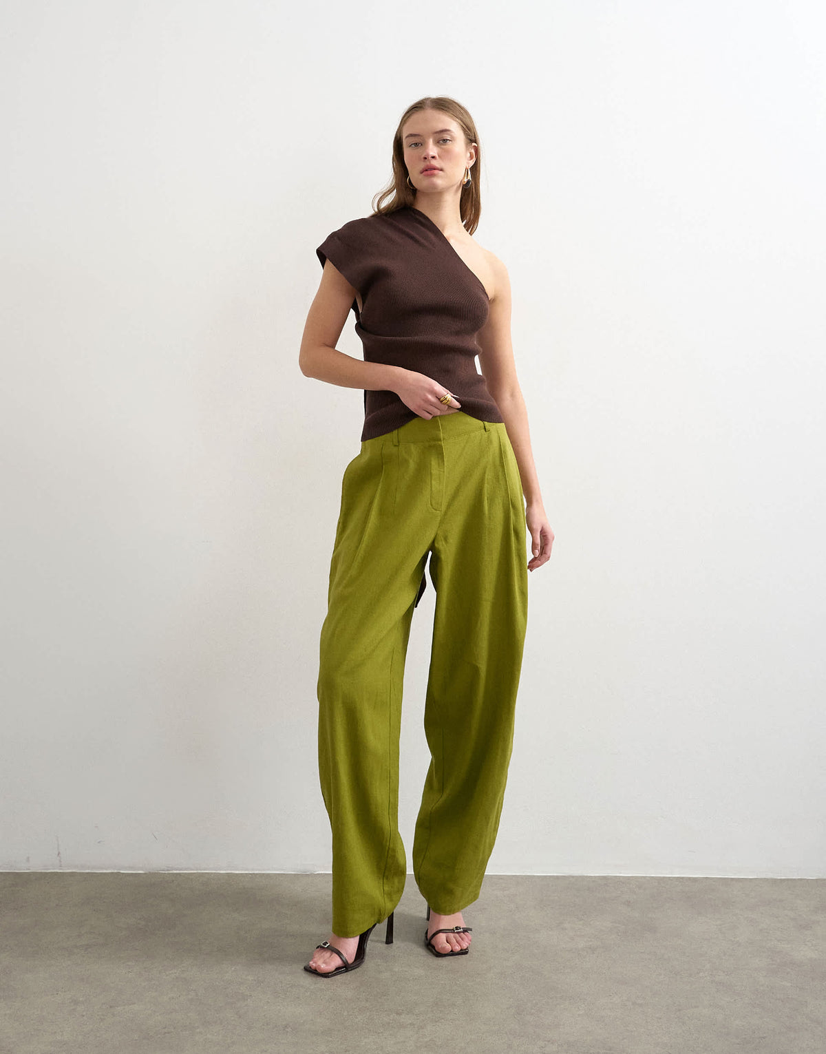 Topshop linen barrel leg trouser in green