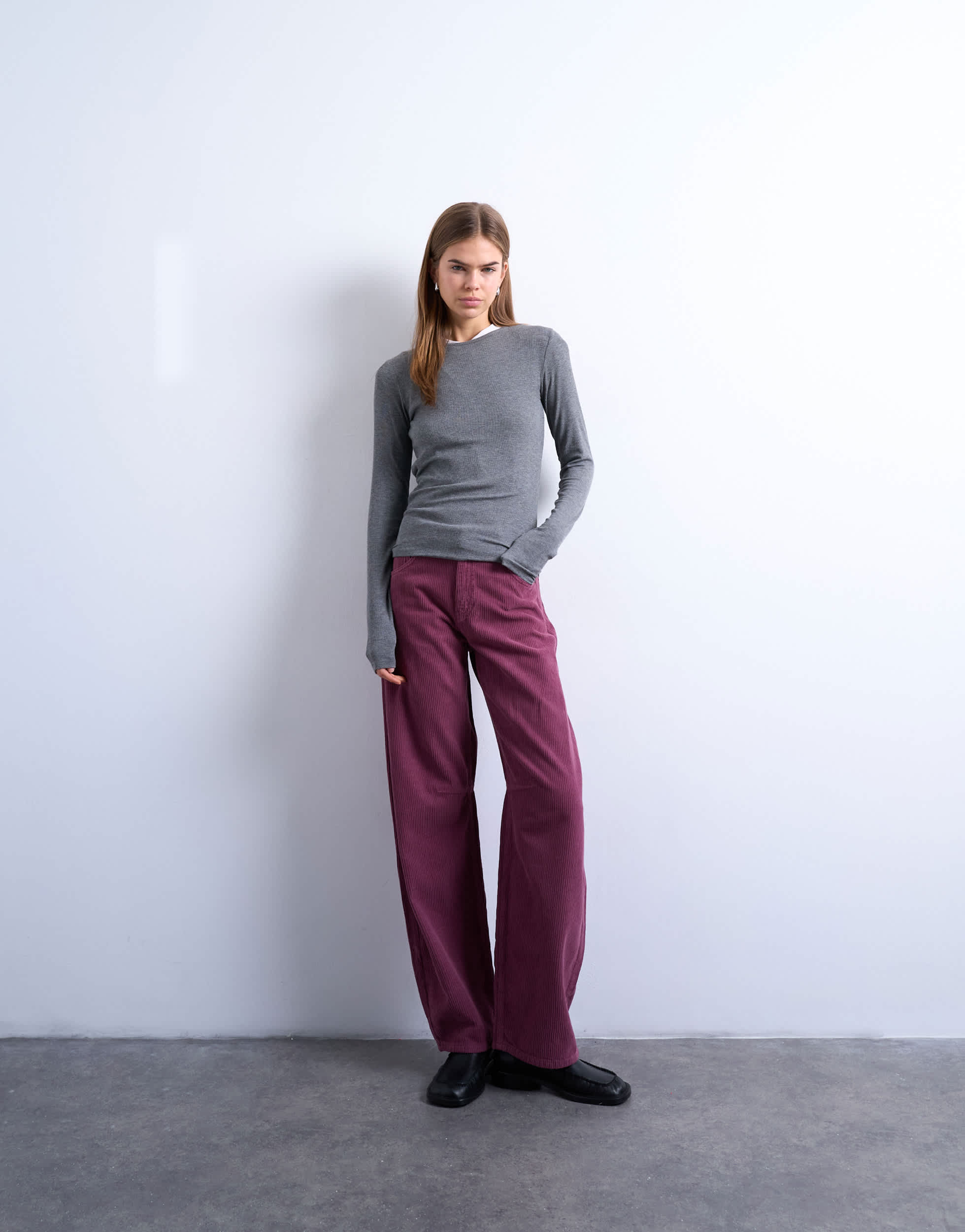 Topshop Barrel mid rise jean in purple cord
