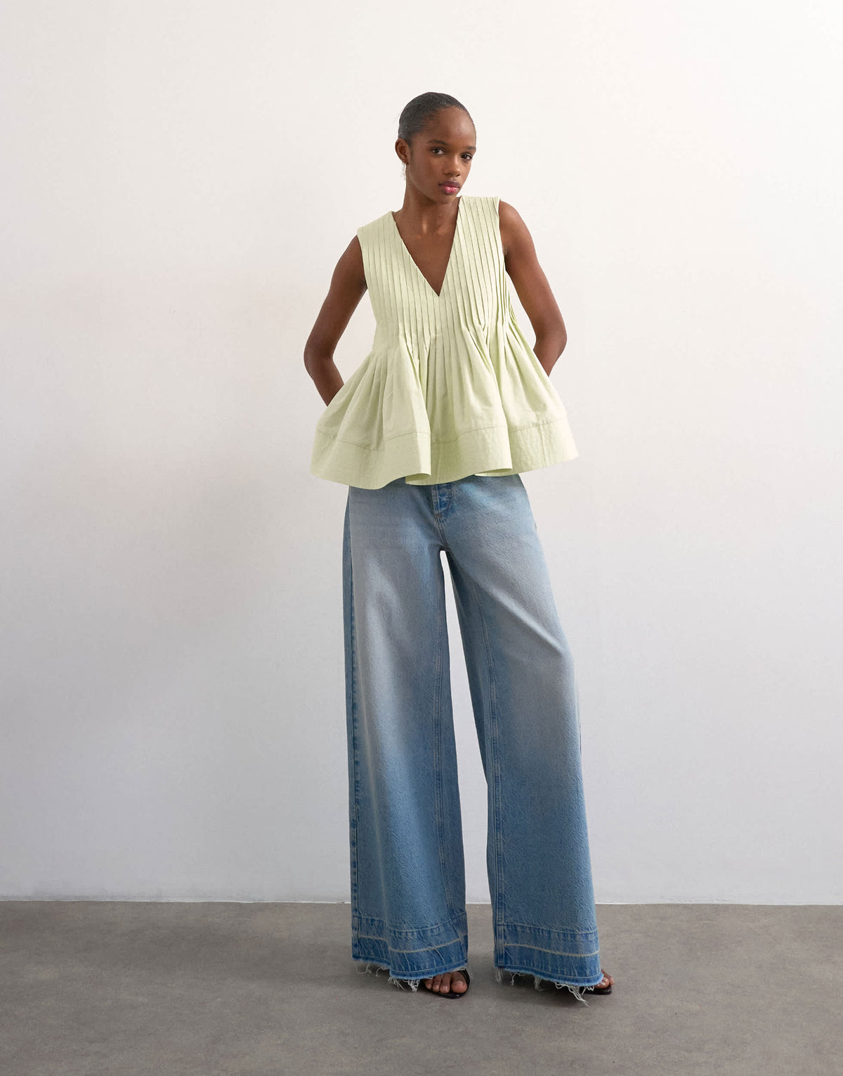 Topshop v neck pintuck detail a line top in mint