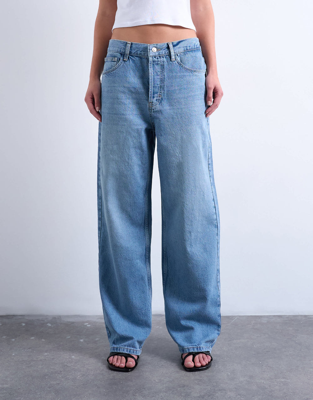 Topshop Column mid rise jean in bleach