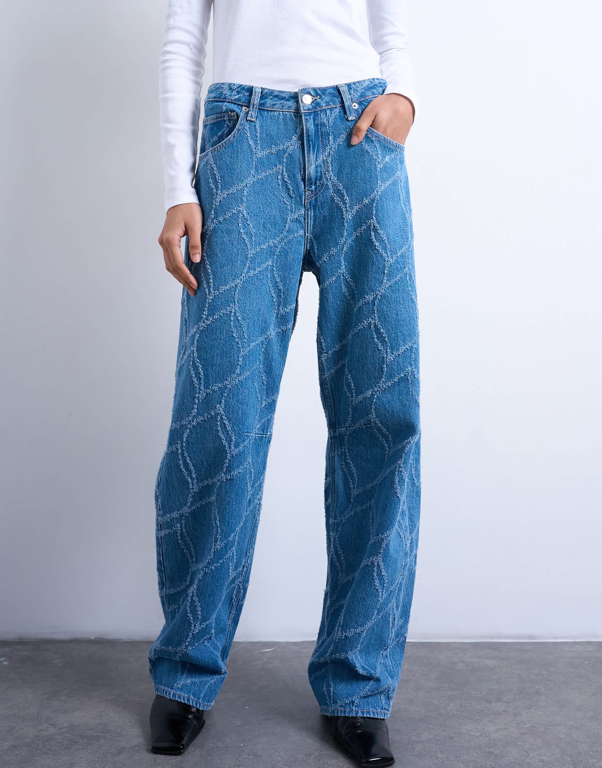 Topshop textured barrel jean in bleach