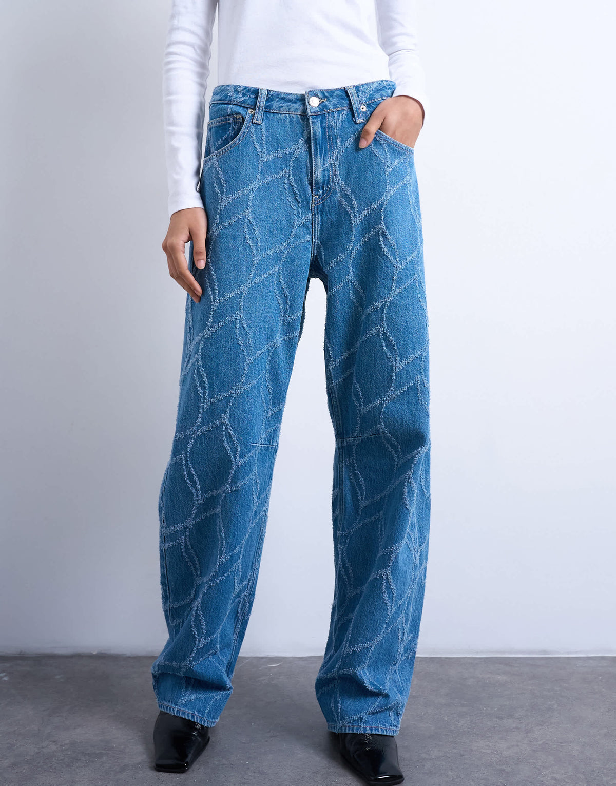 Topshop textured barrel jean in bleach